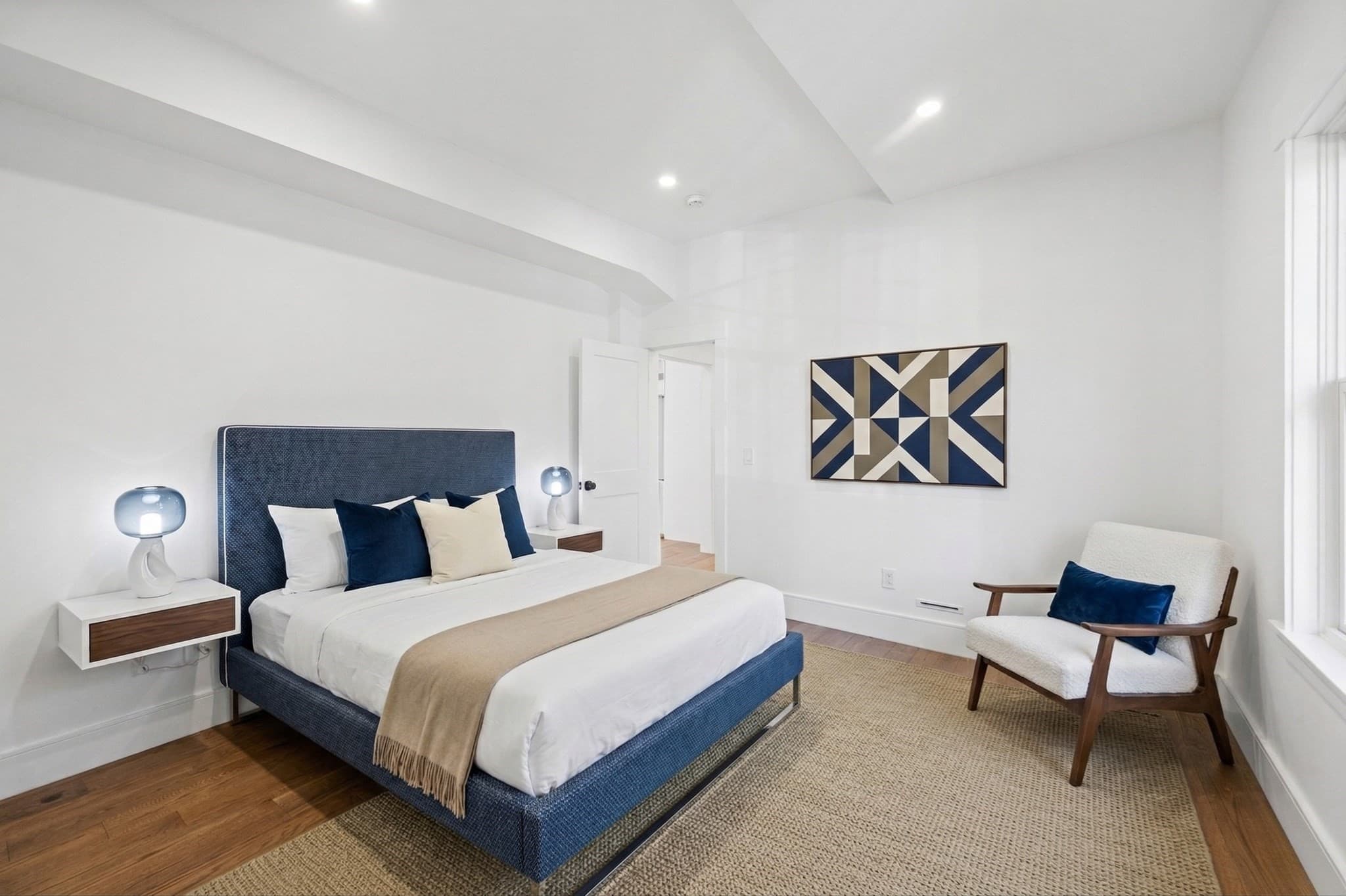Condominium at 31 Houghton St # A, Somerville MA 02143, Somerville, photo 13 of 26