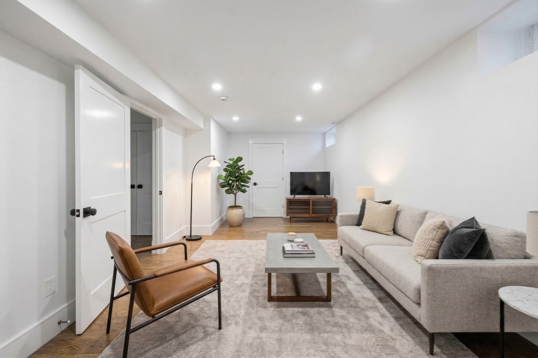 Condominium at 31 Houghton St # A, Somerville MA 02143, Somerville, photo 16 of 26