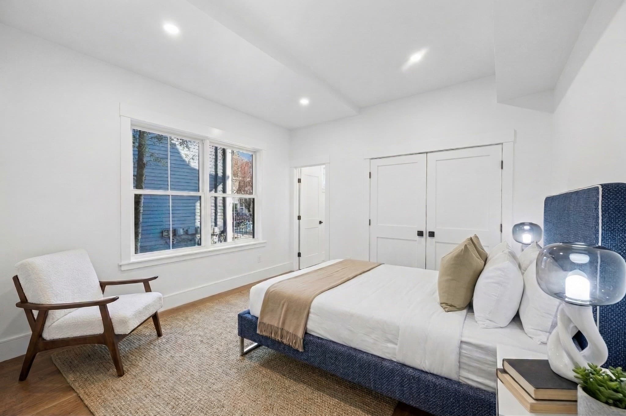 Condominium at 31 Houghton St # A, Somerville MA 02143, Somerville, photo 14 of 26