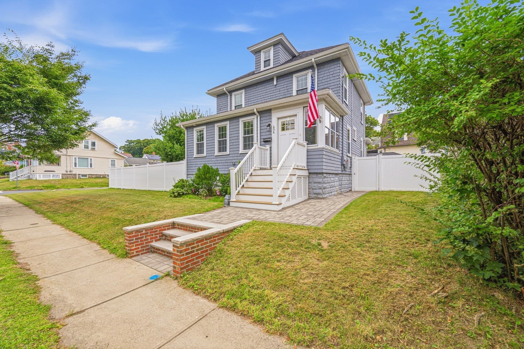 Single Family Residence at 606 Lincoln Ave, Saugus MA 01906, Saugus, photo 2 of 42
