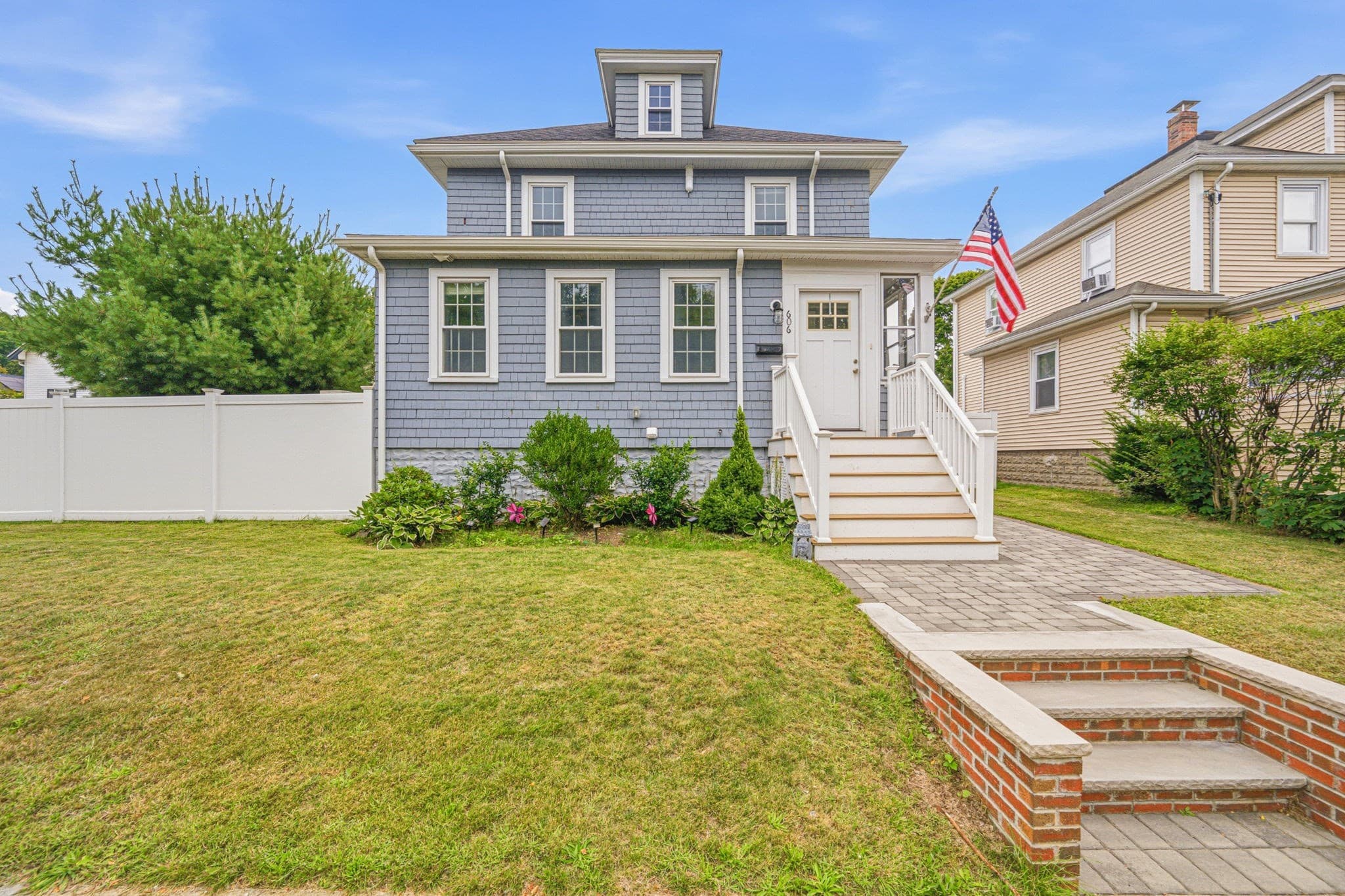 606 Lincoln Ave, Saugus MA 01906