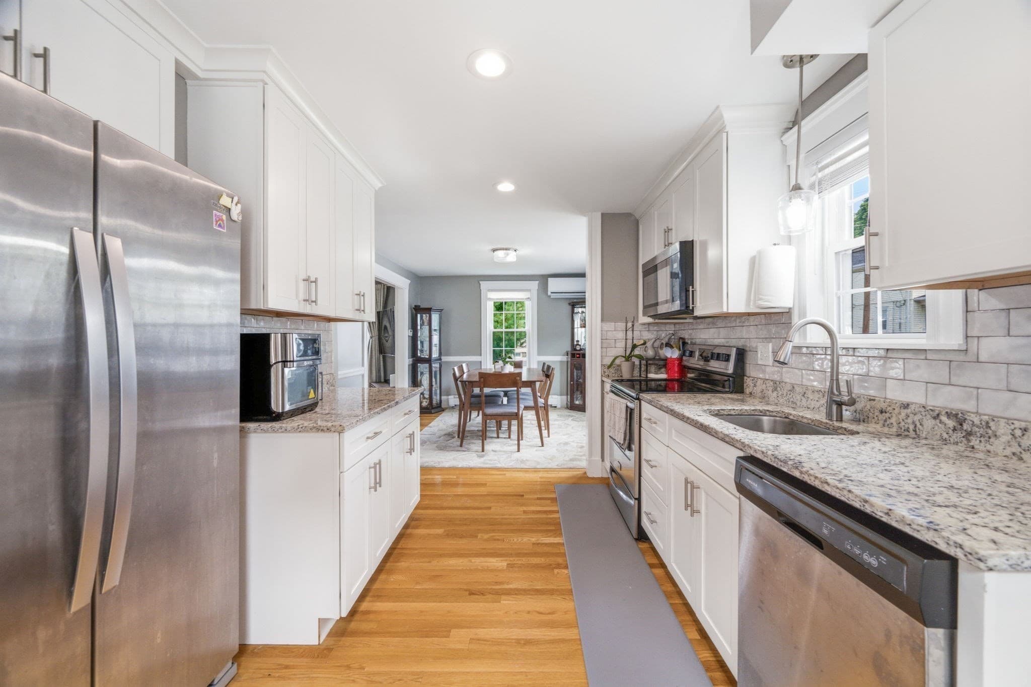 Single Family Residence at 606 Lincoln Ave, Saugus MA 01906, Saugus, photo 15 of 42
