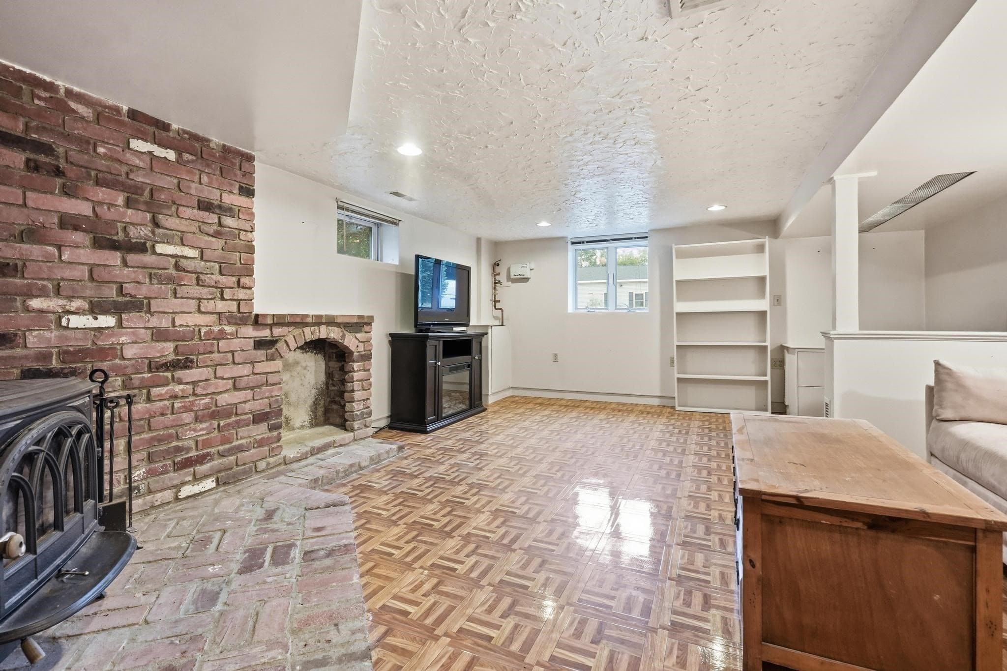 Single Family Residence at 4 Orchard Dr, North Reading MA 01864, North Reading, photo 34 of 41