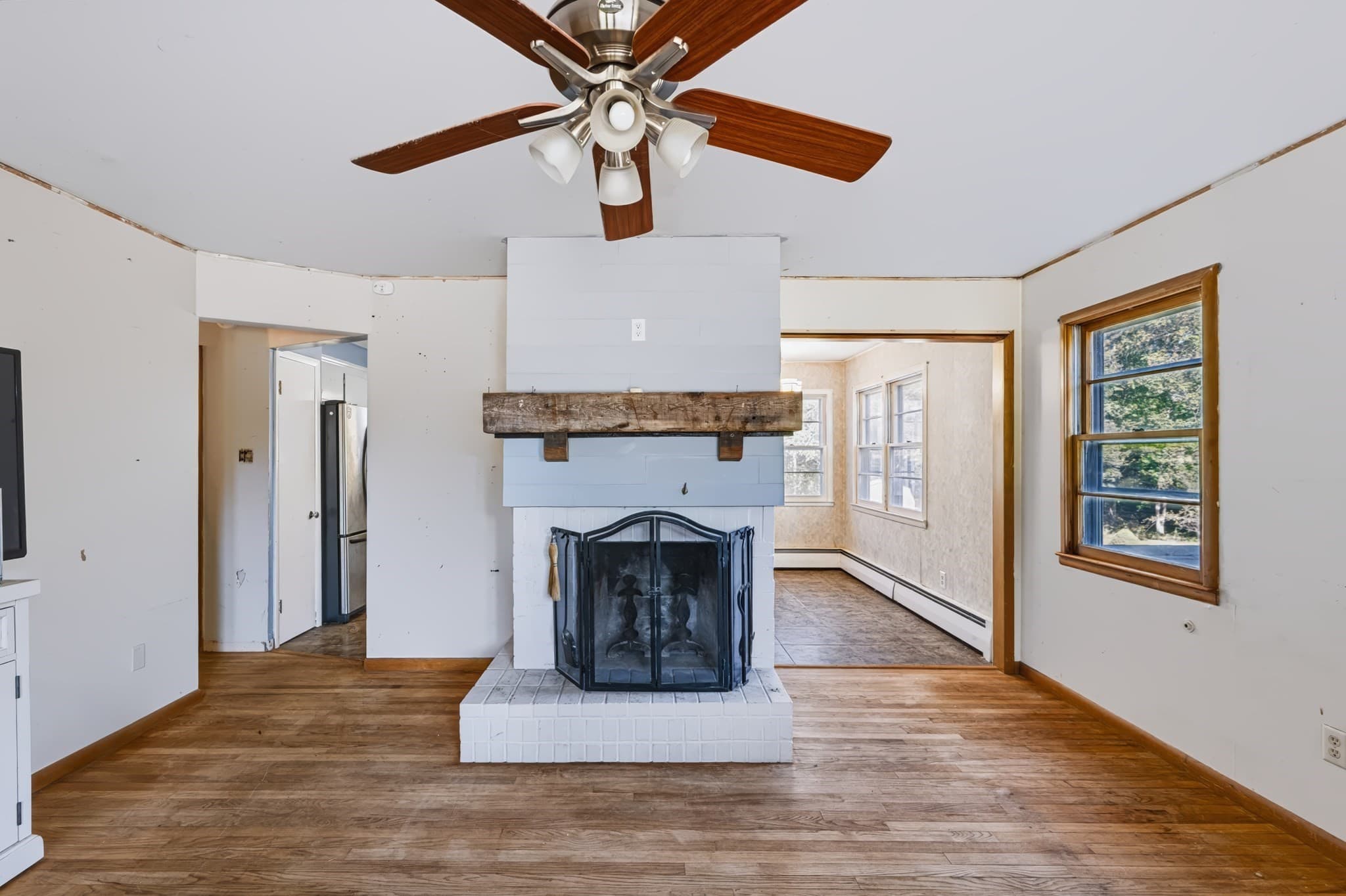 Single Family Residence at 21 Fern Ave, Amesbury MA 01913, Amesbury, photo 6 of 42