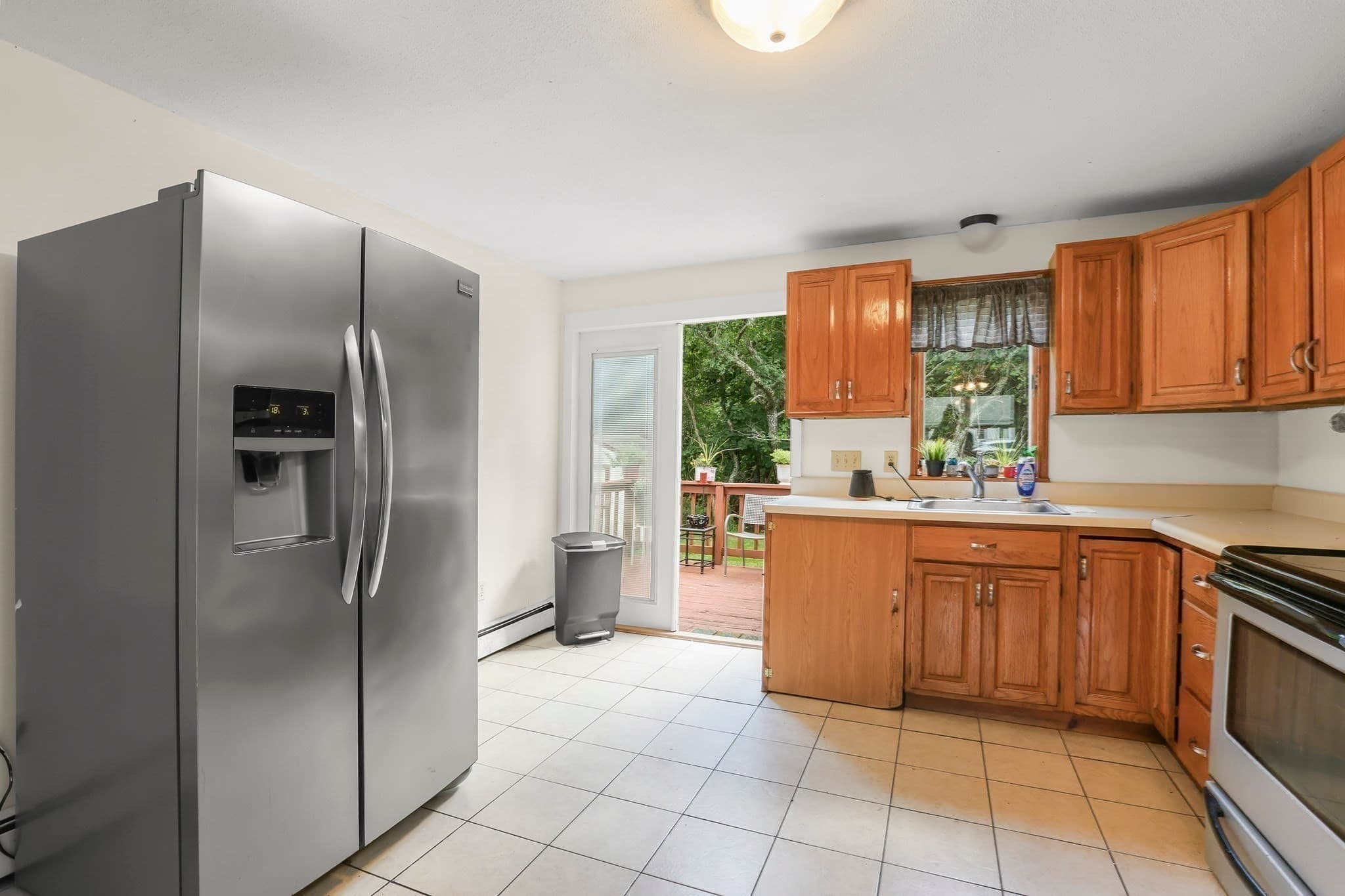 Single Family Residence at 8 Fearing Hill Rd, Wareham MA 02571, Wareham, photo 7 of 33