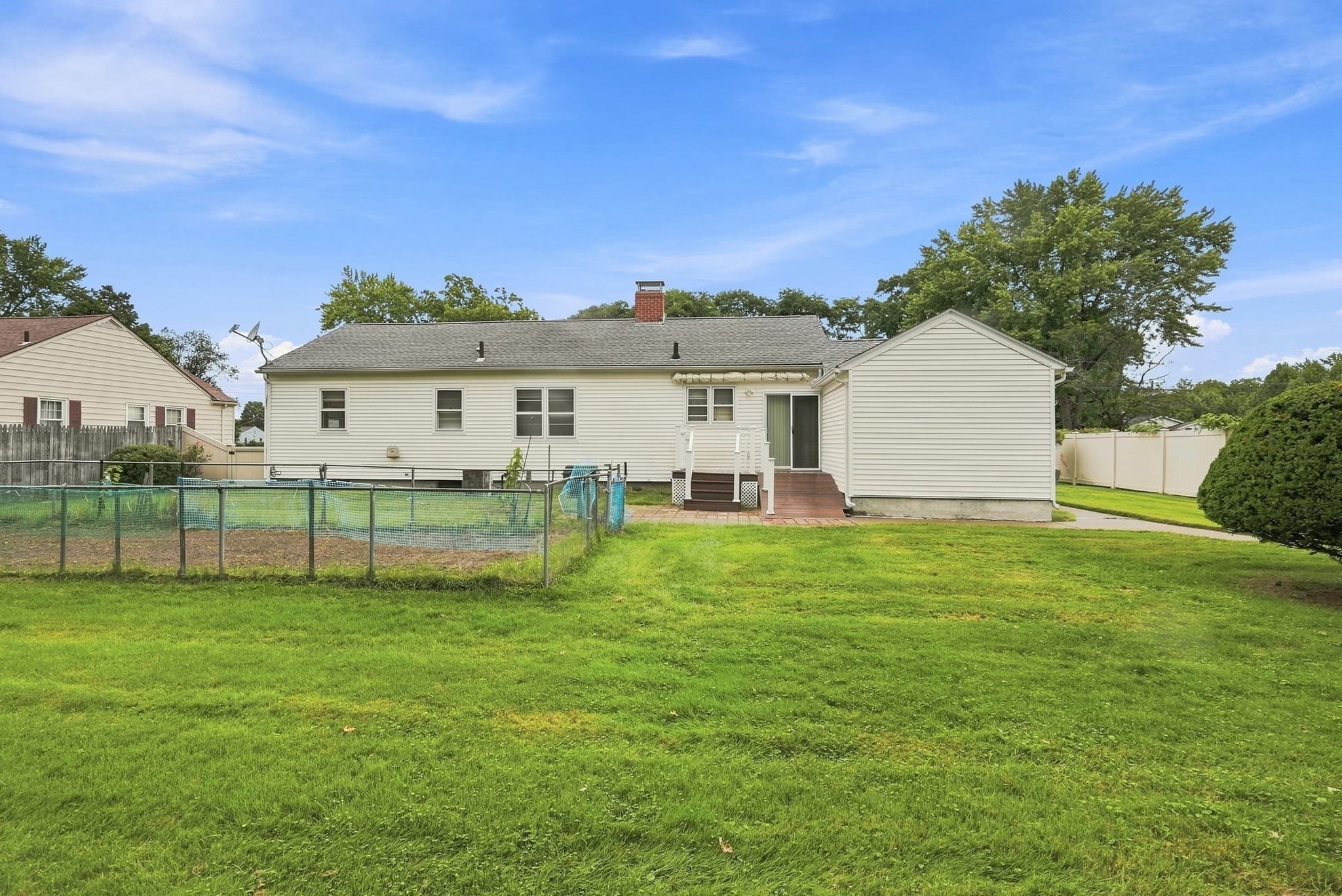 Single Family Residence at 13 Parker St, Agawam MA 01001, Agawam, photo 5 of 35