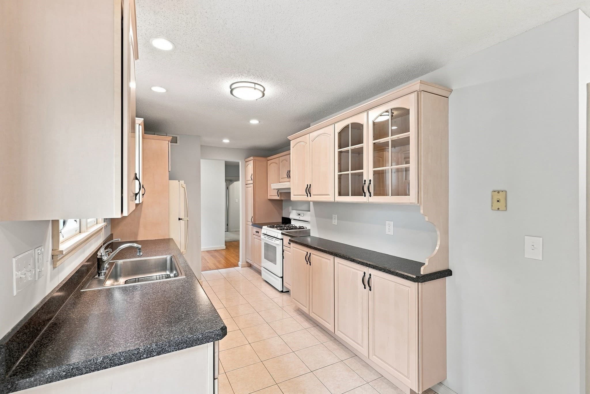 Single Family Residence at 13 Parker St, Agawam MA 01001, Agawam, photo 20 of 35