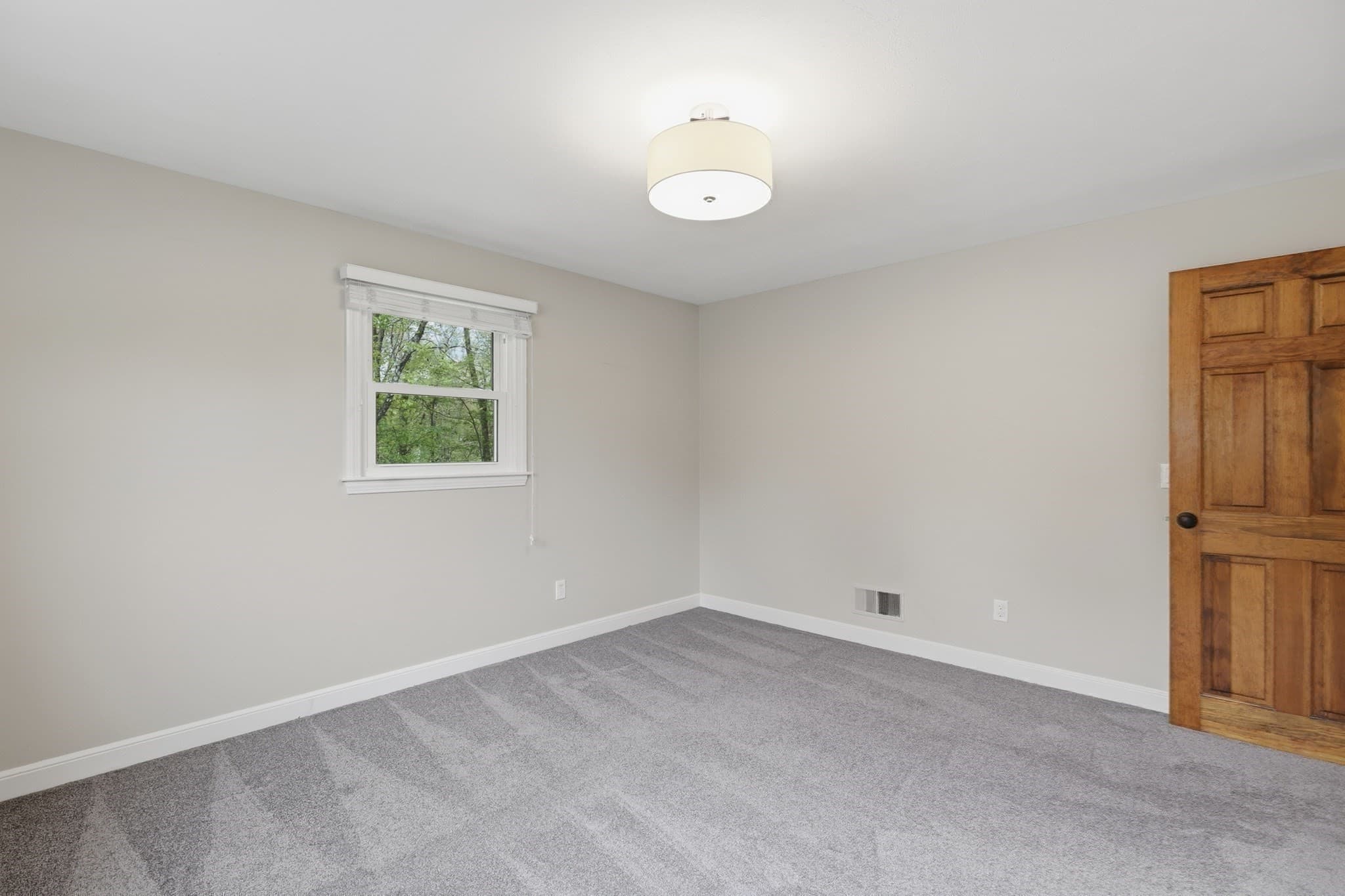 Single Family Residence at 27 Clearview Drive, Framingham MA 01701, Framingham, photo 27 of 42