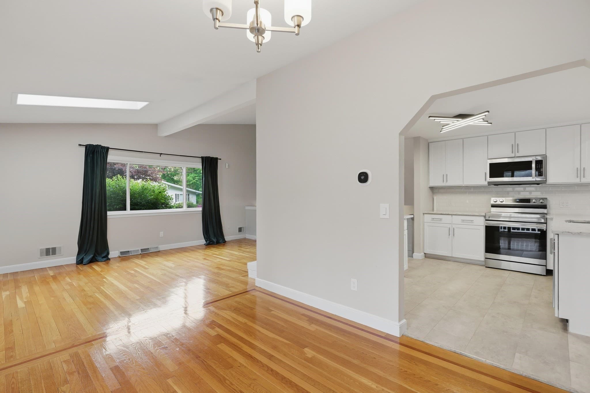 Single Family Residence at 27 Clearview Drive, Framingham MA 01701, Framingham, photo 13 of 42