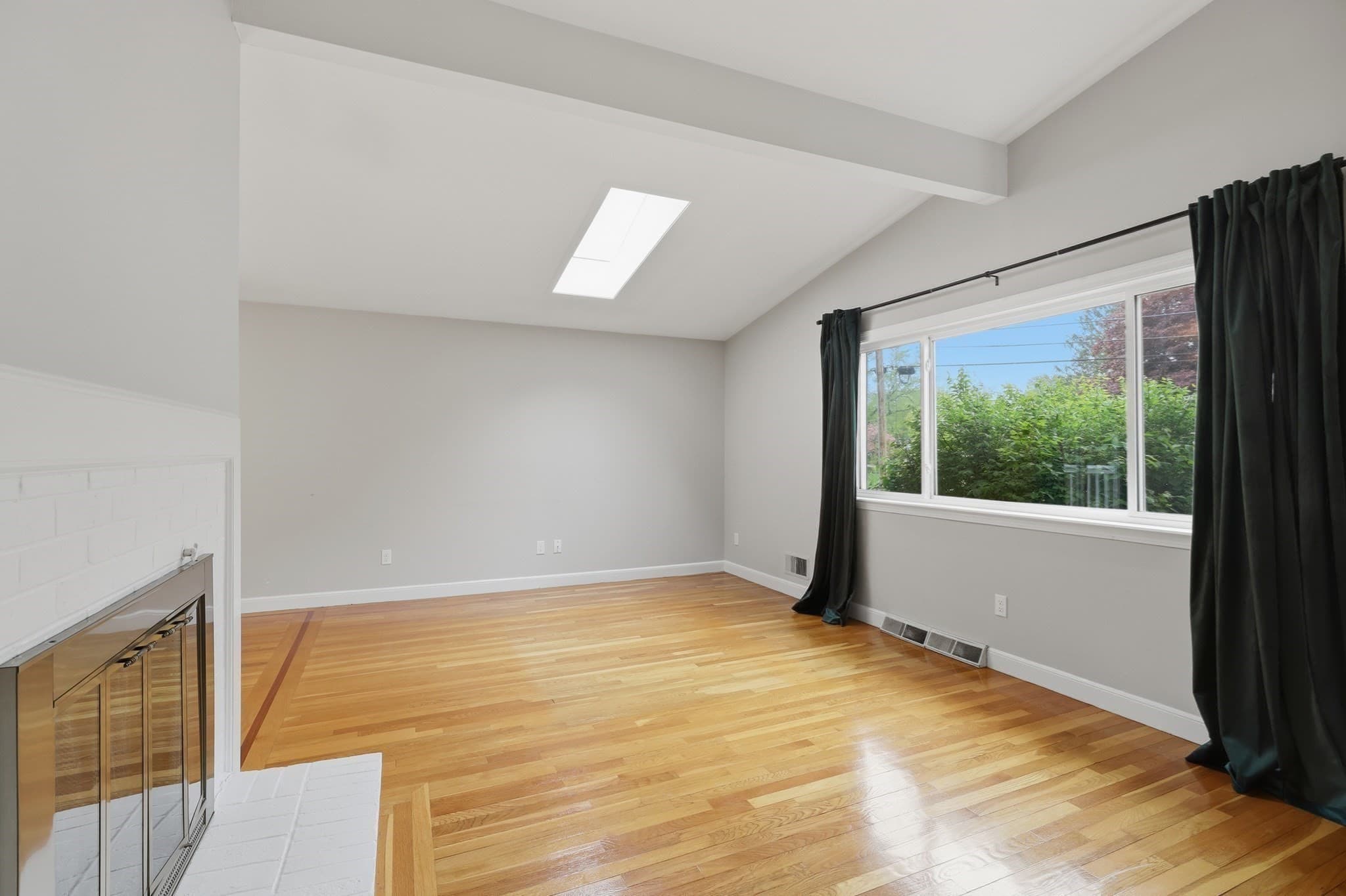Single Family Residence at 27 Clearview Drive, Framingham MA 01701, Framingham, photo 14 of 42