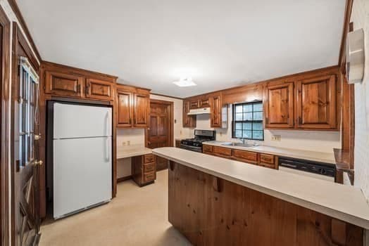 Single Family Residence at 33 French Avenue, Braintree MA 02184, Braintree, photo 6 of 42