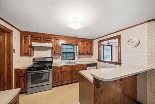 Single Family Residence at 33 French Avenue, Braintree MA 02184, Braintree, photo 5 of 42