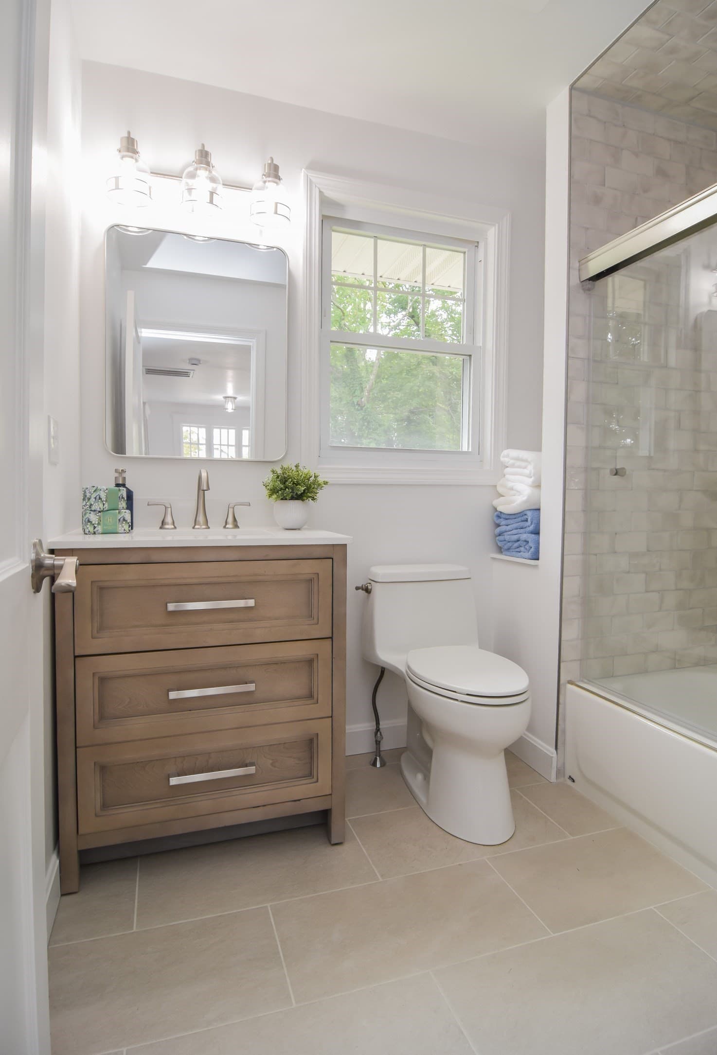 Single Family Residence at 19 Stoneleigh Rd, Watertown MA 02472, Watertown, photo 28 of 41