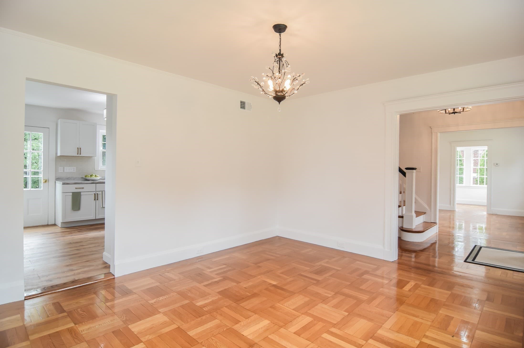 Single Family Residence at 19 Stoneleigh Rd, Watertown MA 02472, Watertown, photo 5 of 41