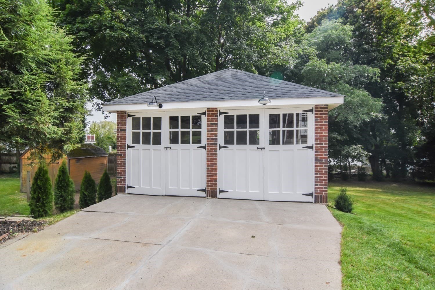 Single Family Residence at 19 Stoneleigh Rd, Watertown MA 02472, Watertown, photo 41 of 41