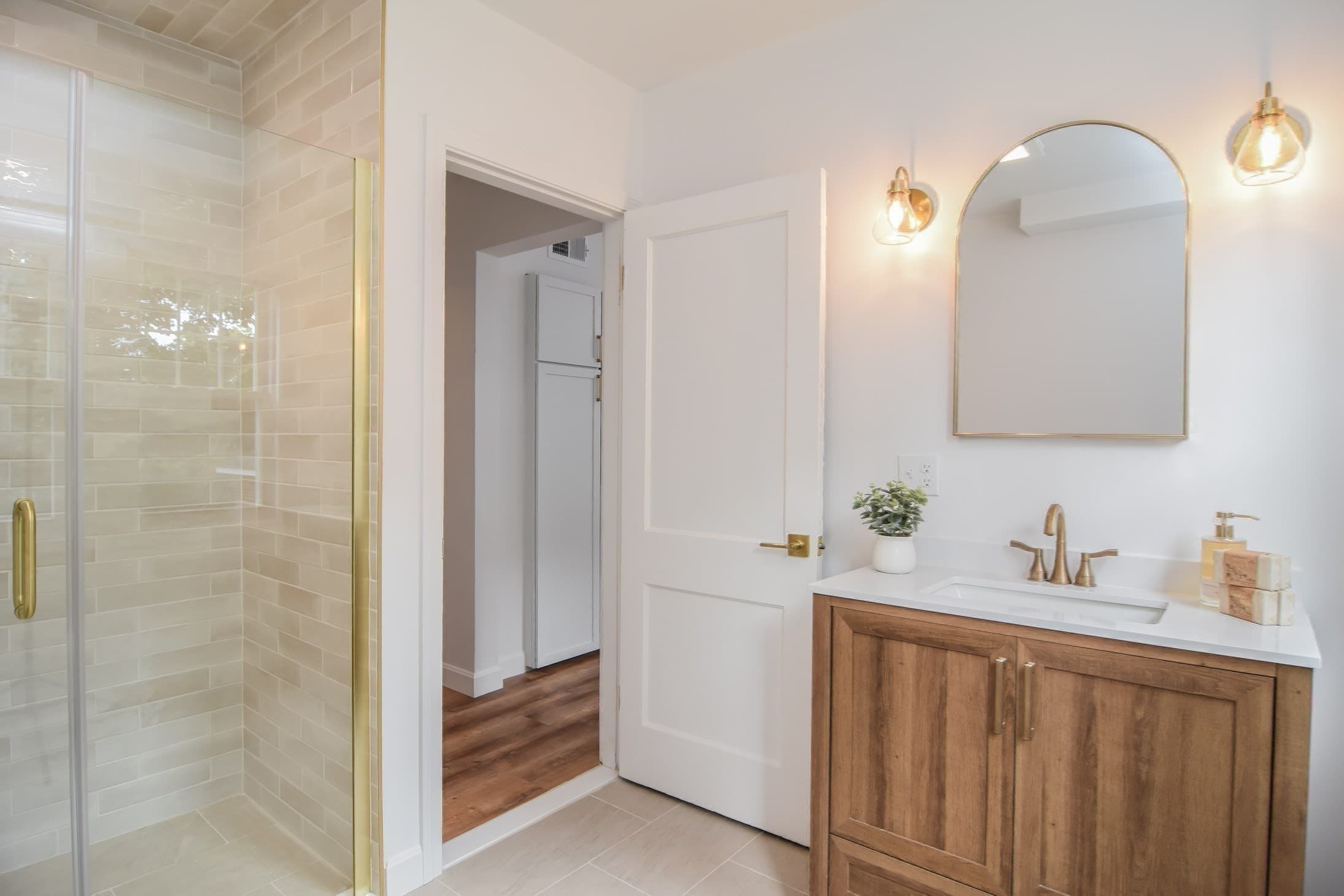 Single Family Residence at 19 Stoneleigh Rd, Watertown MA 02472, Watertown, photo 18 of 41