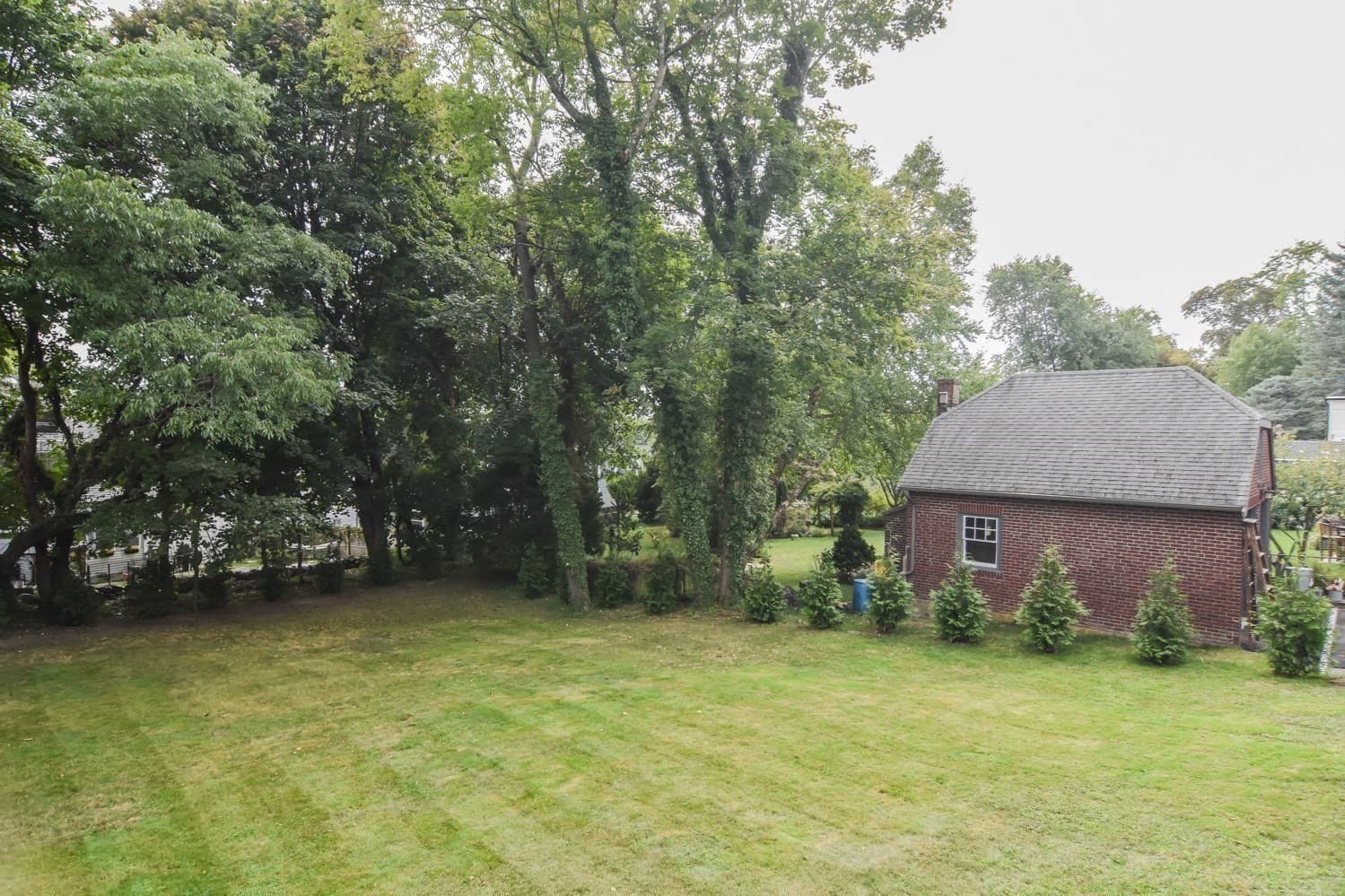 Single Family Residence at 19 Stoneleigh Rd, Watertown MA 02472, Watertown, photo 37 of 41
