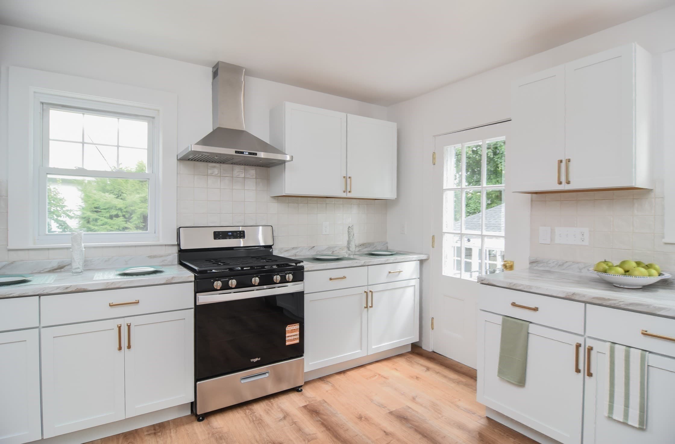 Single Family Residence at 19 Stoneleigh Rd, Watertown MA 02472, Watertown, photo 15 of 41