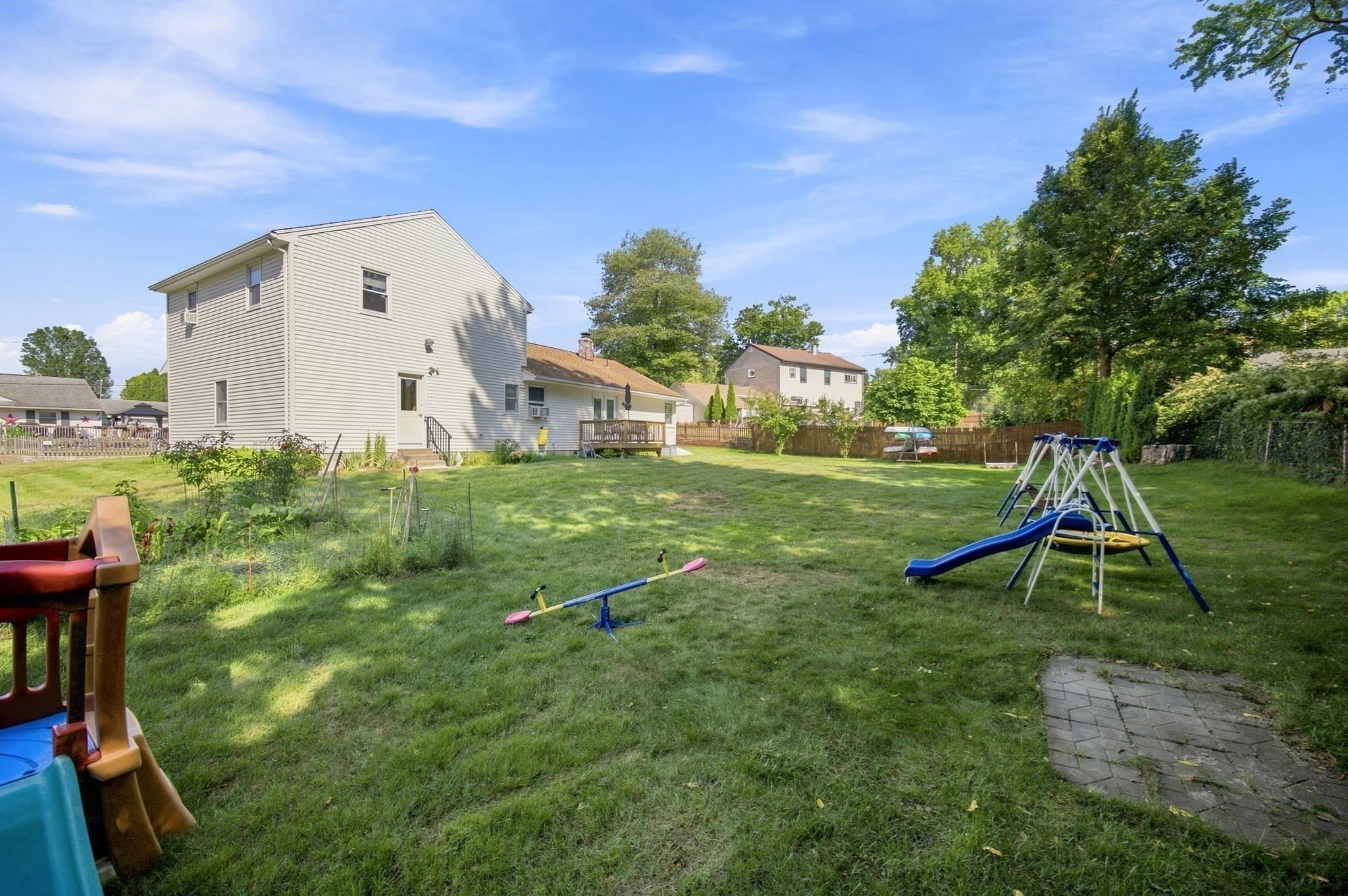 Single Family Residence at 4 Rita Circle, South Hadley MA 01075, South Hadley, photo 32 of 39