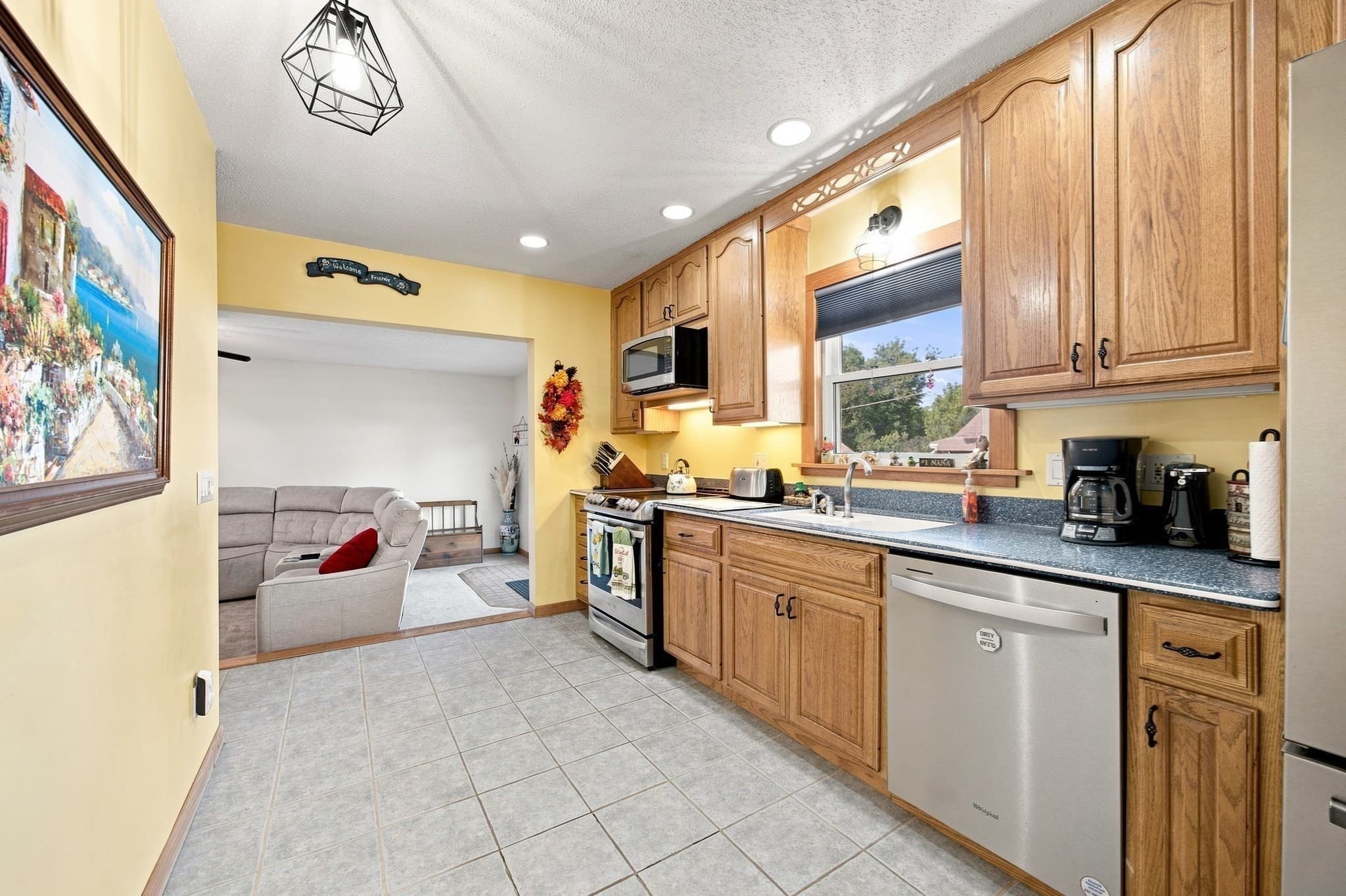 Single Family Residence at 4 Rita Circle, South Hadley MA 01075, South Hadley, photo 14 of 39