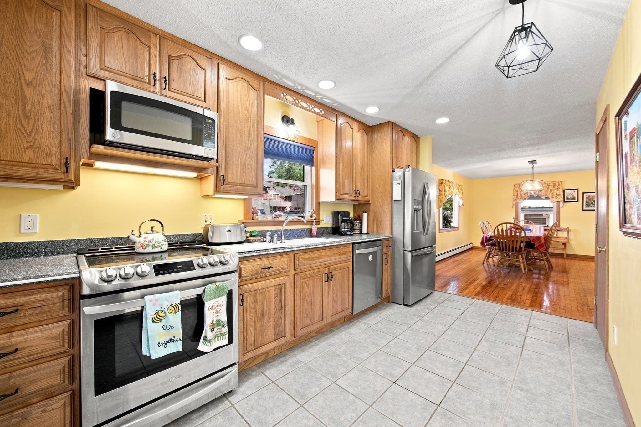 Single Family Residence at 4 Rita Circle, South Hadley MA 01075, South Hadley, photo 15 of 39