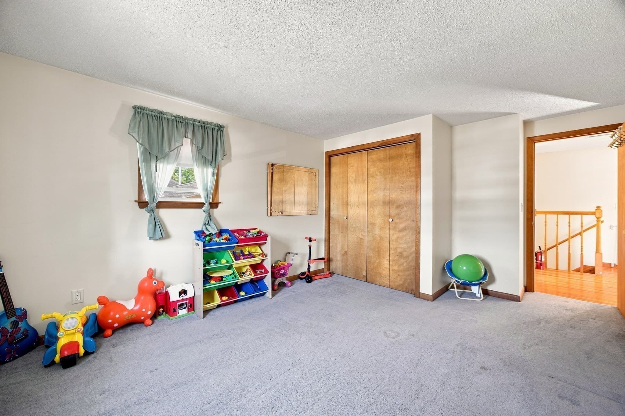 Single Family Residence at 4 Rita Circle, South Hadley MA 01075, South Hadley, photo 25 of 39