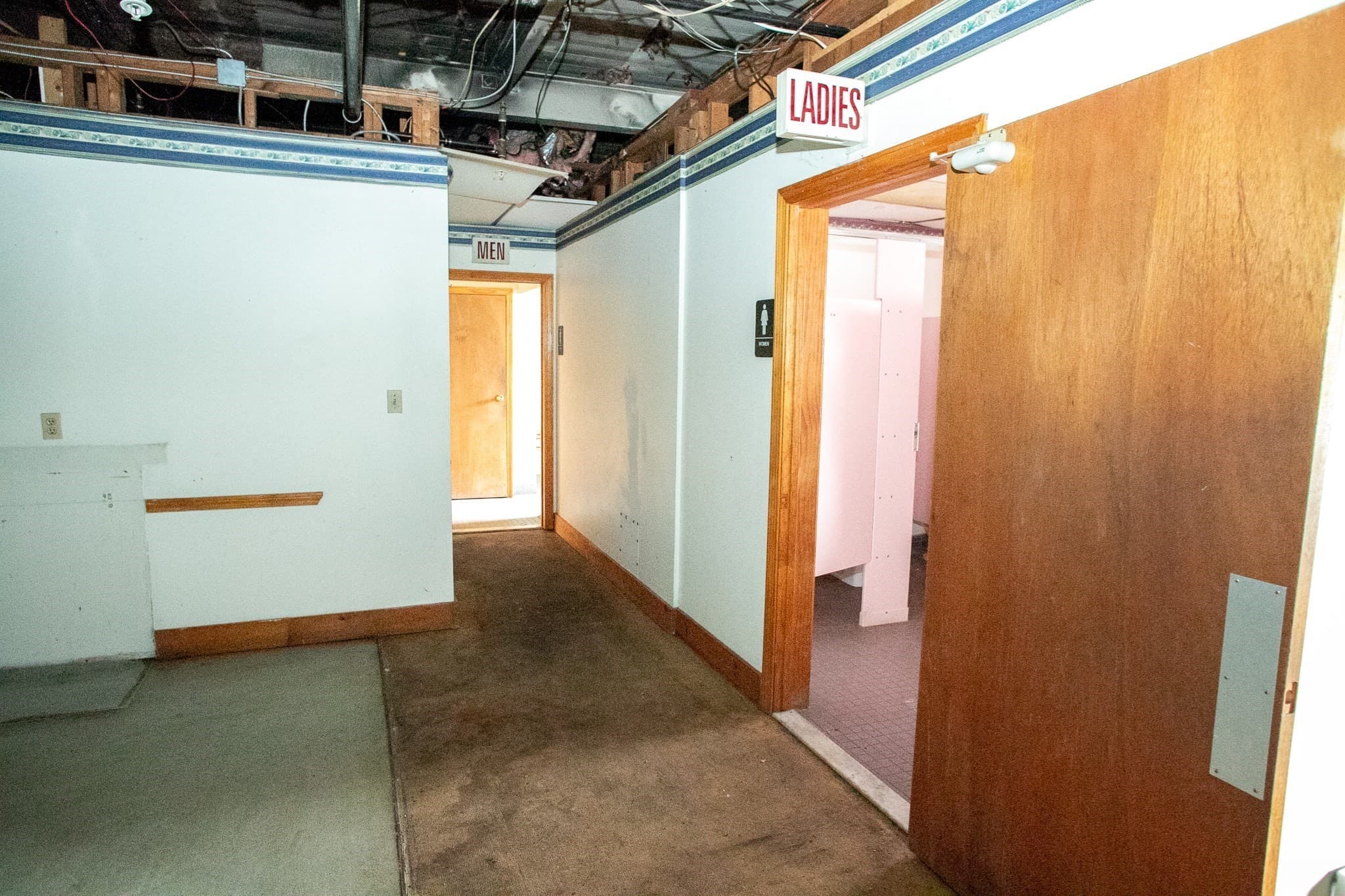 Commercial Sale at 110 S Main St, Gardner MA 01440, photo 23 of 37