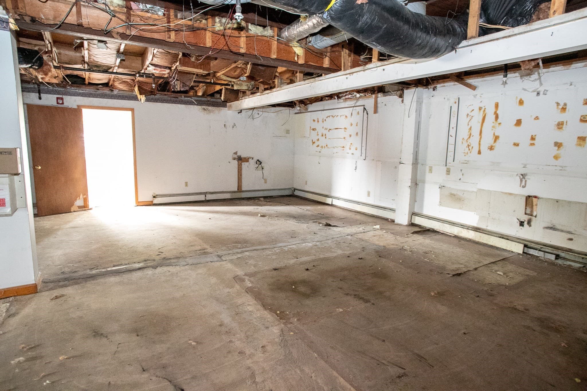 Commercial Sale at 110 S Main St, Gardner MA 01440, photo 7 of 37