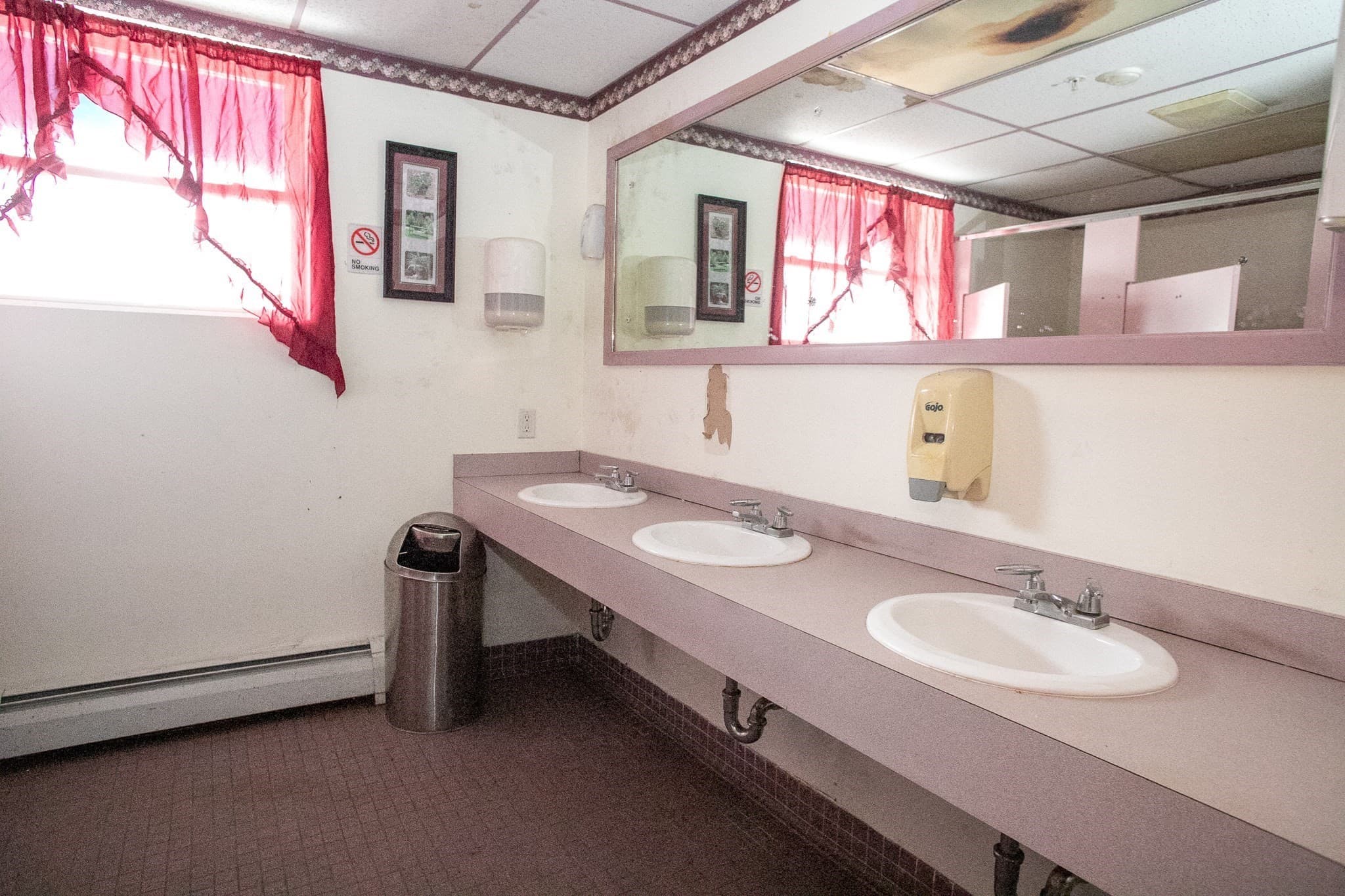 Commercial Sale at 110 S Main St, Gardner MA 01440, photo 24 of 37