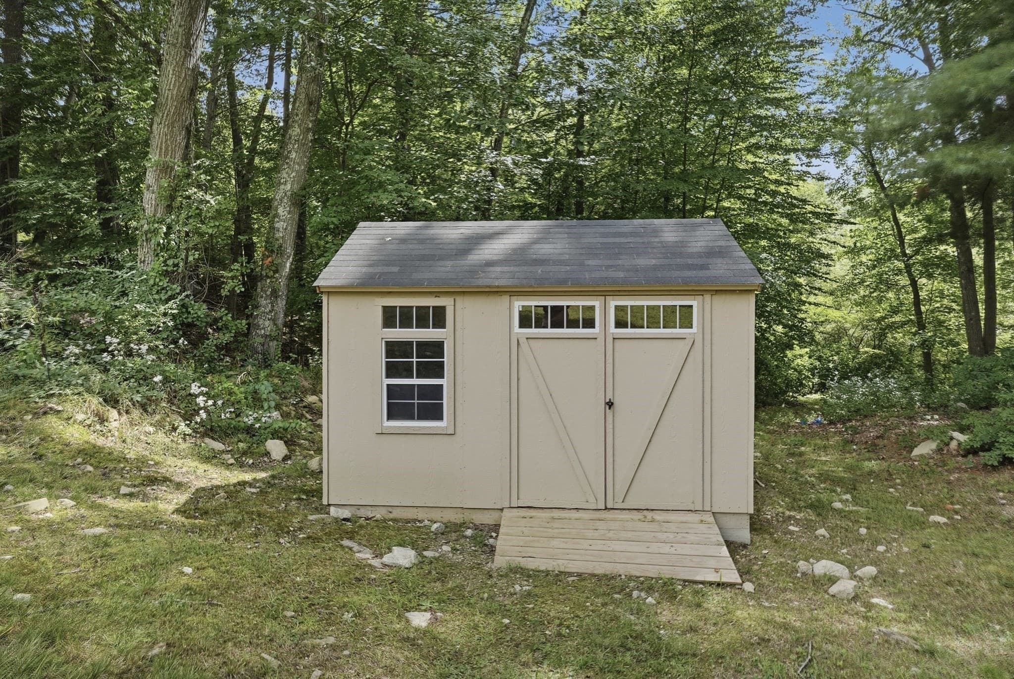 Single Family Residence at 32 Mountaindale Rd, Smithfield RI 02917, Smithfield, photo 38 of 39