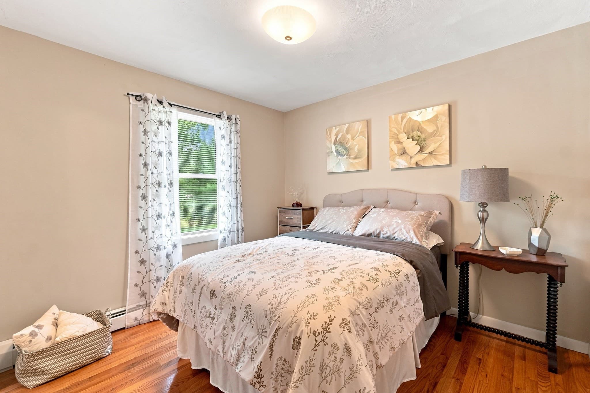 Single Family Residence at 32 Mountaindale Rd, Smithfield RI 02917, Smithfield, photo 19 of 39
