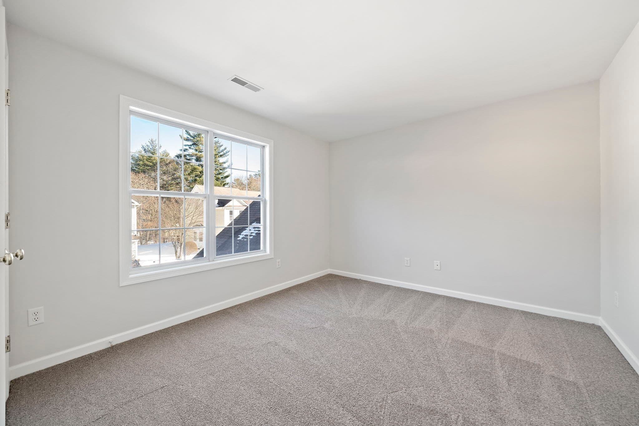 Condominium at 58 Bagnell Dr # 58, Pembroke MA 02359, Pembroke, photo 27 of 38