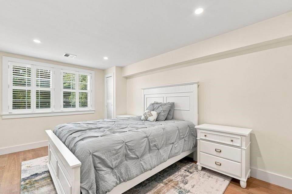 Single Family Residence at 33 Dexter Ave, Sandwich MA 02563, Sandwich, photo 13 of 42