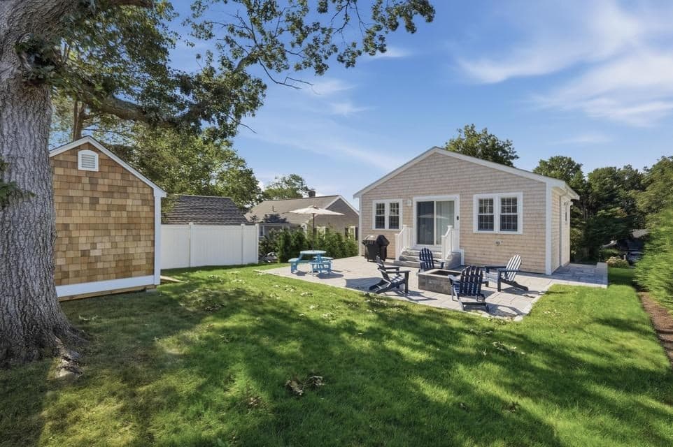 Single Family Residence at 33 Dexter Ave, Sandwich MA 02563, Sandwich, photo 7 of 42
