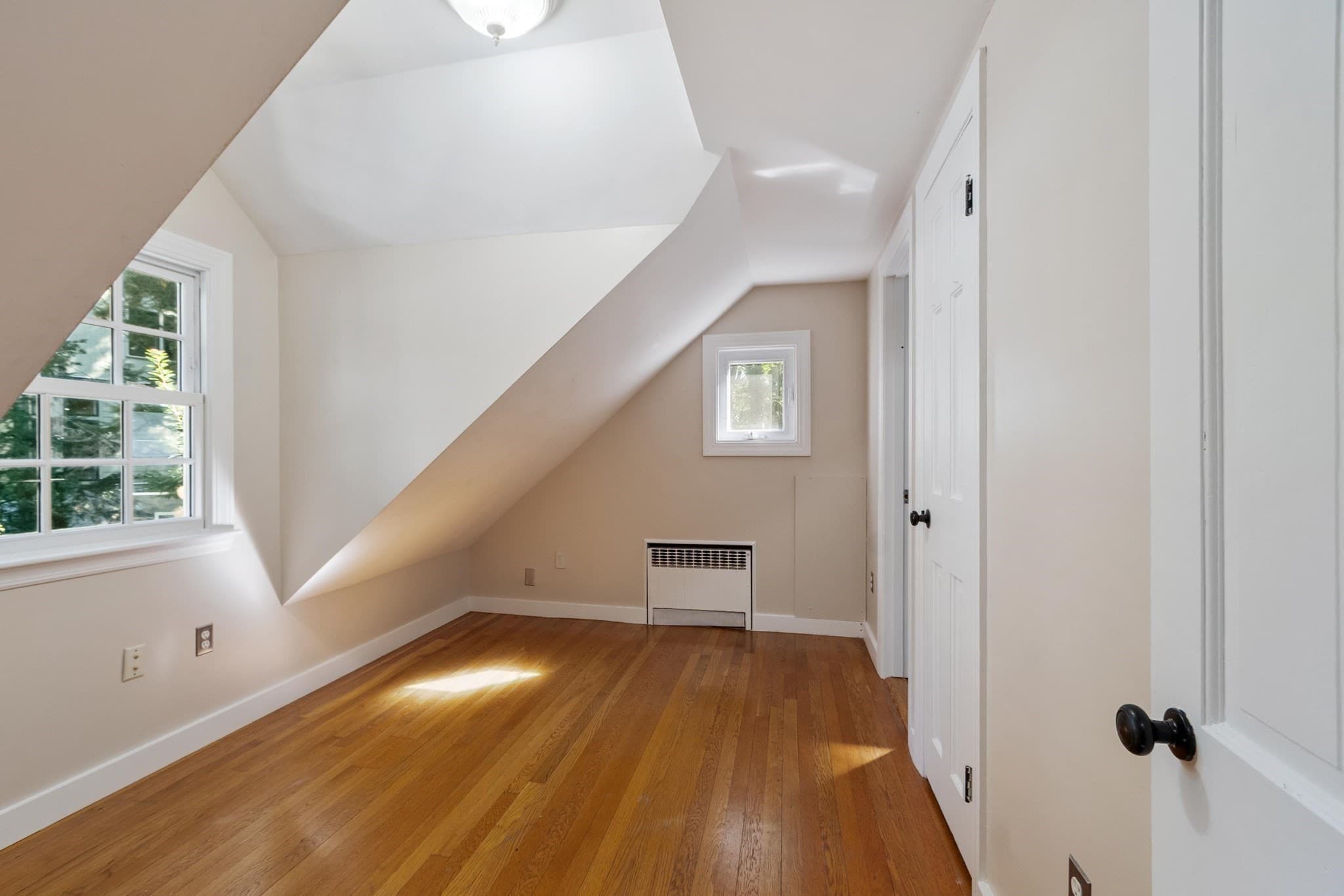 Single Family Residence at 5 Tavern Ln, Lexington MA 02421, Lexington, photo 33 of 41