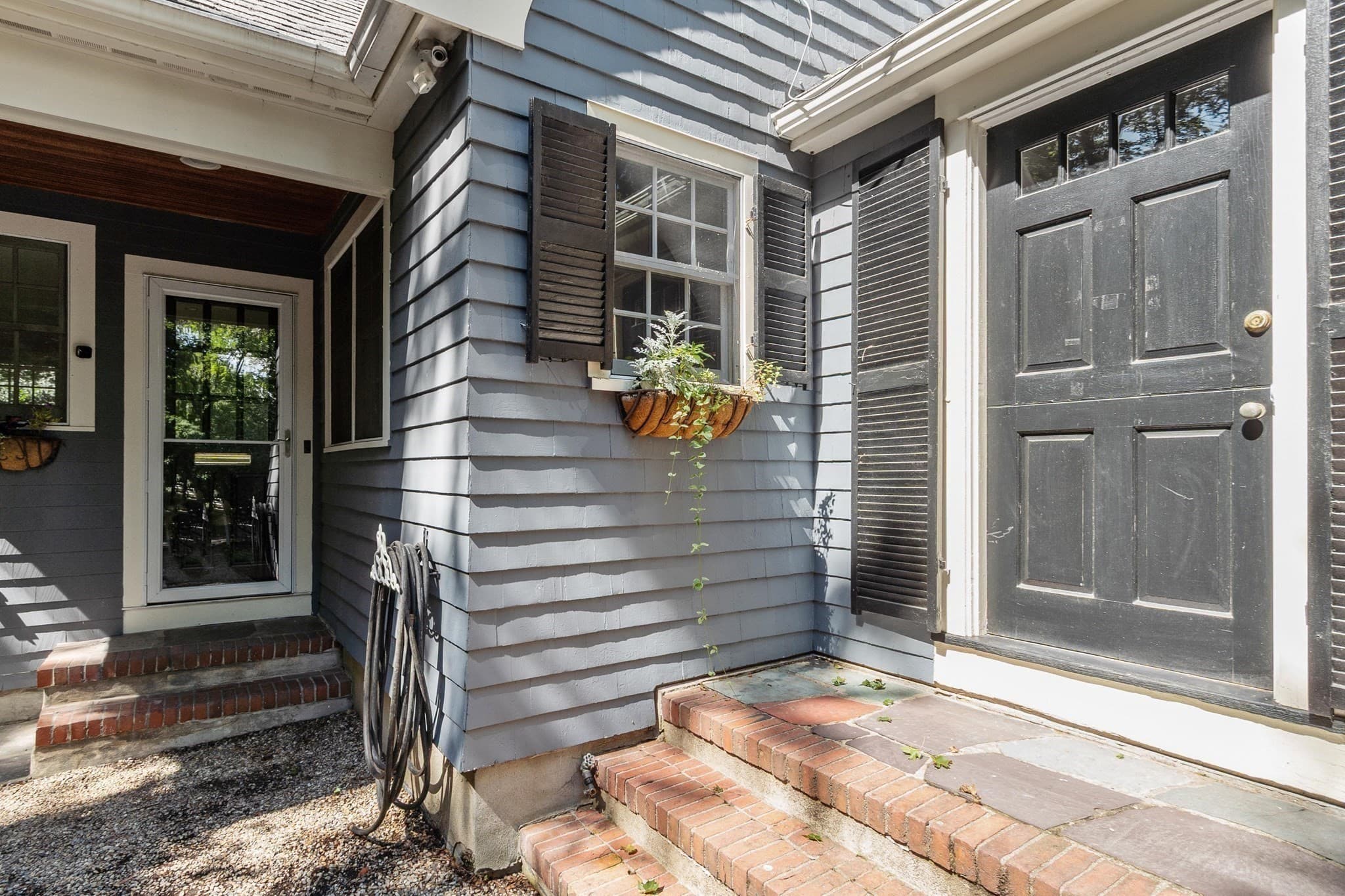 Single Family Residence at 5 Tavern Ln, Lexington MA 02421, Lexington, photo 4 of 41