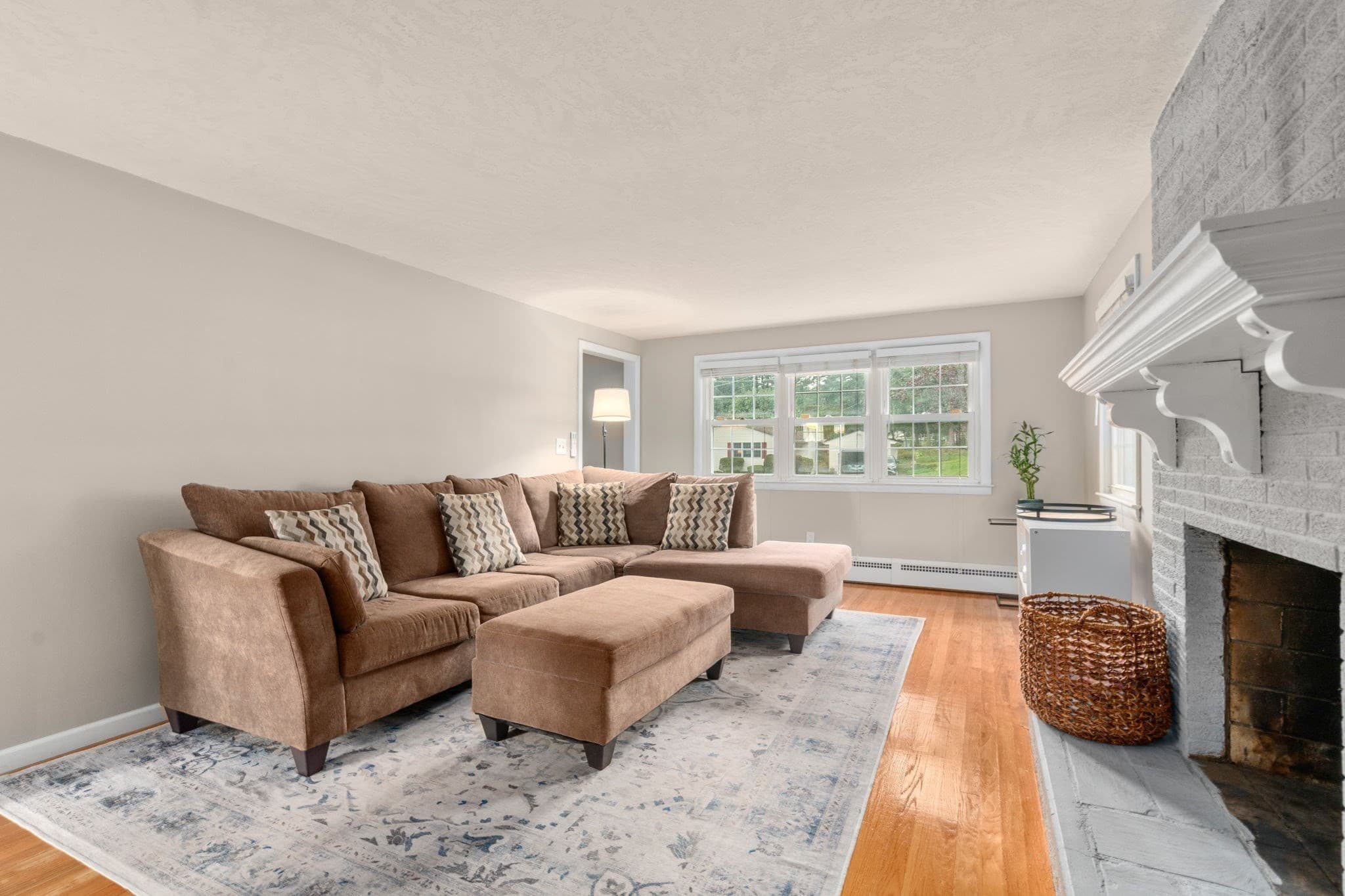 Single Family Residence at 38 Grandview Drive, Westfield MA 01085, Westfield, photo 3 of 42