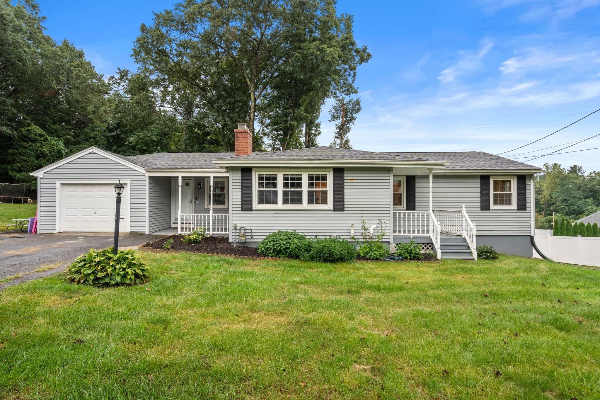 38 Grandview Drive, Westfield MA 01085