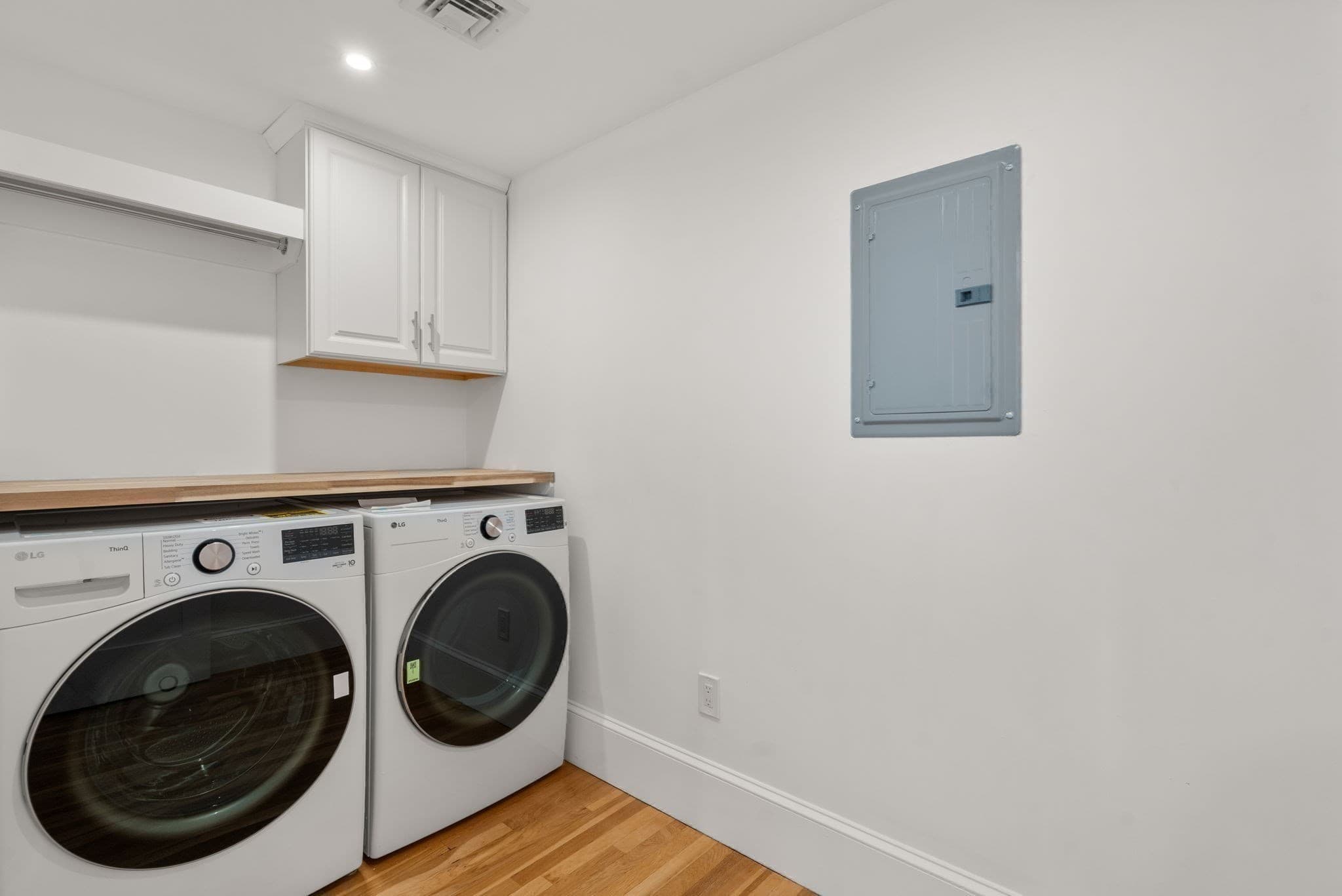 Single Family Residence at 46 Myrtle St, Newton MA 02465, photo 19 of 30