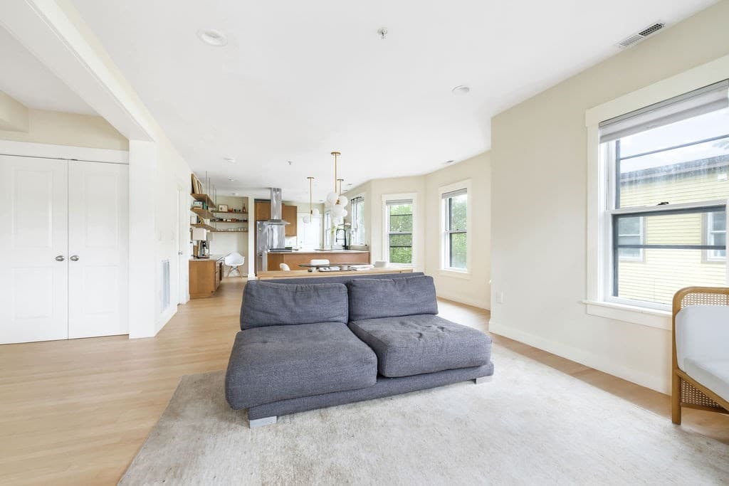 Condominium at 56 Gorham # 3, Somerville MA 02144, Somerville, photo 12 of 26