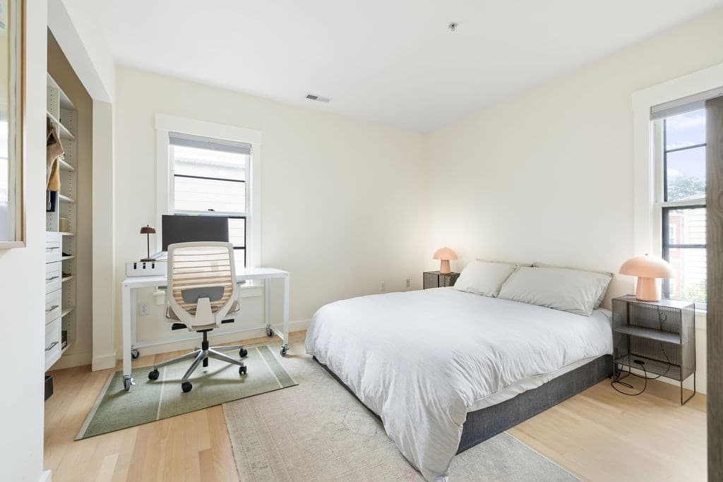 Condominium at 56 Gorham # 3, Somerville MA 02144, Somerville, photo 19 of 26
