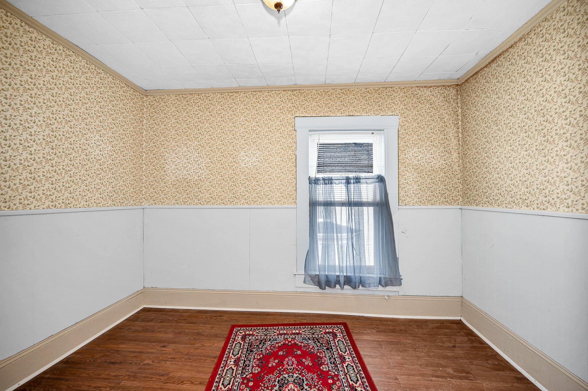2 Family - 2 Units Up/Down at 17 Coral St, Lowell MA 01851, Lowell, photo 11 of 26