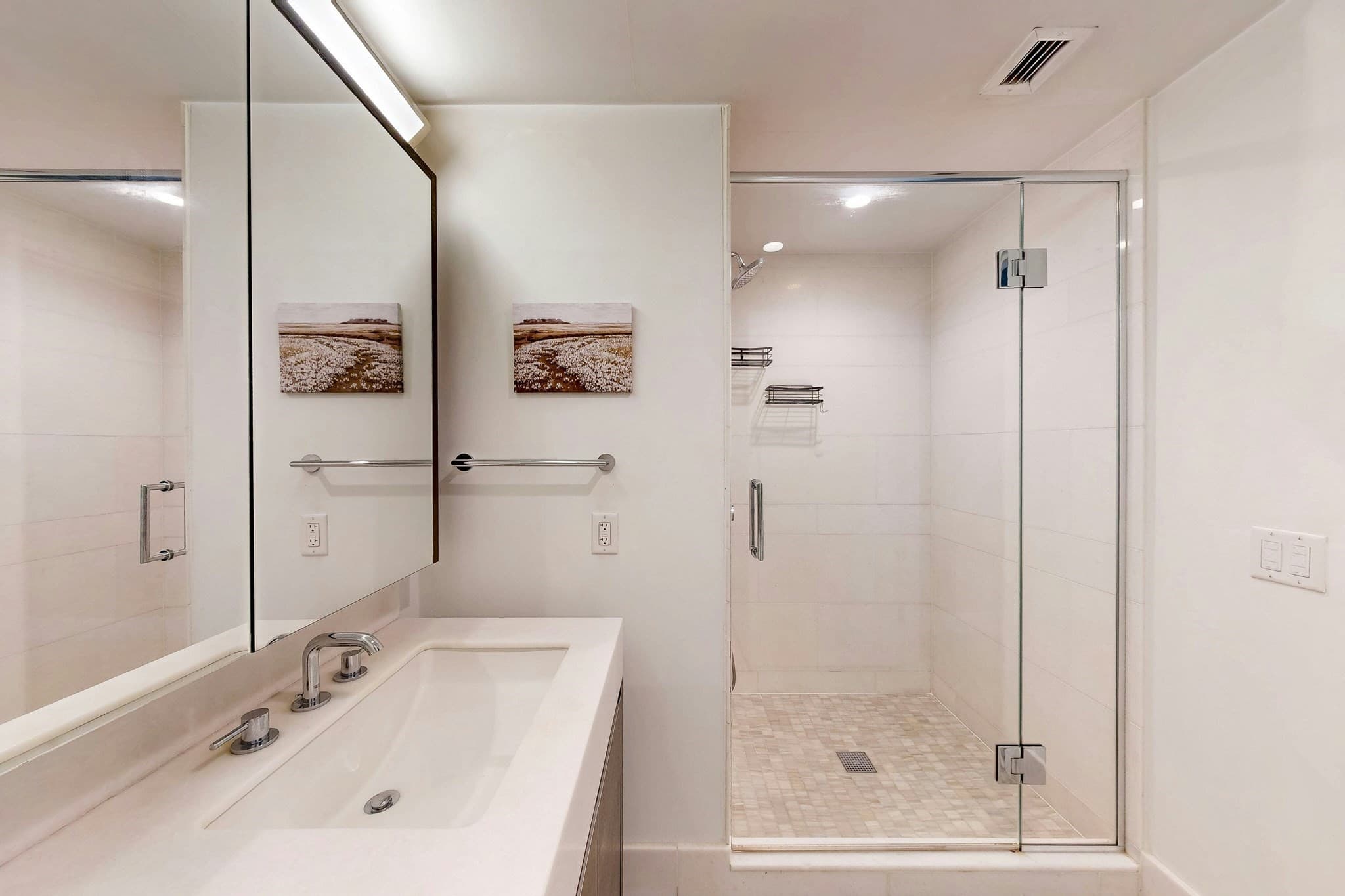 Condominium at 100 Lovejoy Wharf # 5Q, Boston MA 02114, photo 5 of 15