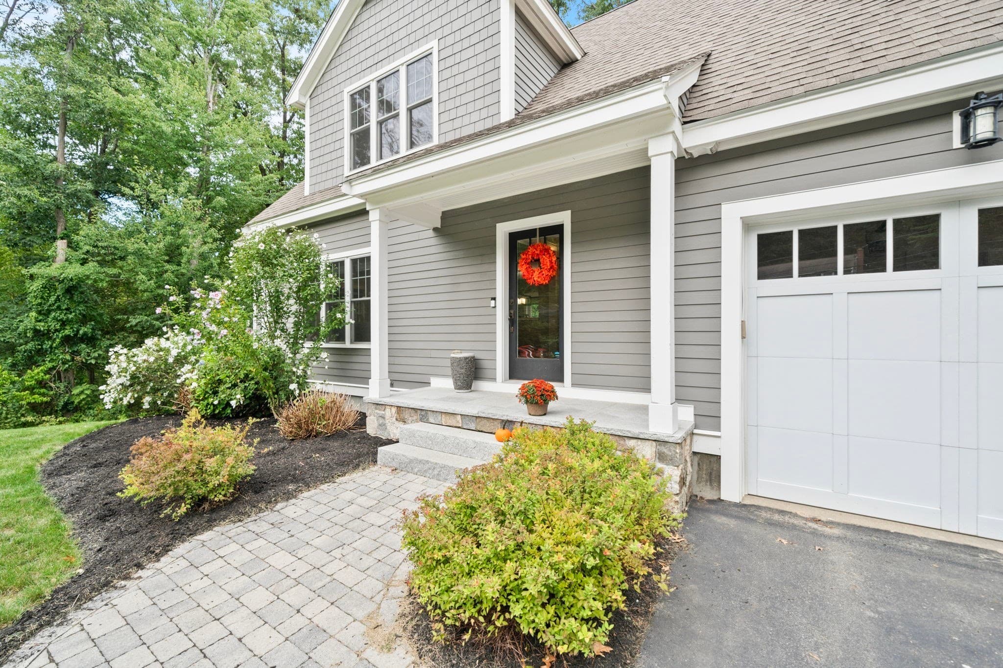 Single Family Residence at 800 Johnson St, North Andover MA 01845, North Andover, photo 3 of 42