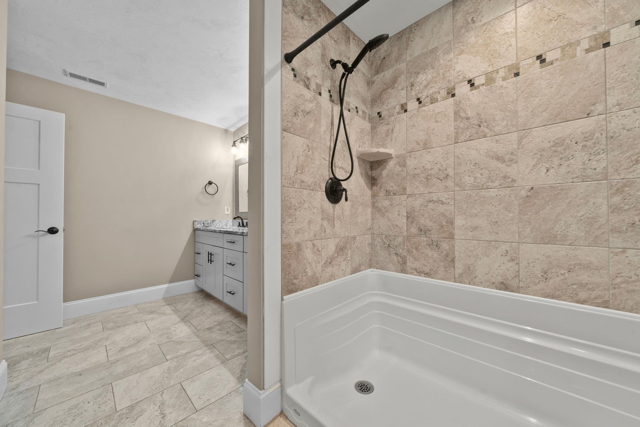 Single Family Residence at 800 Johnson St, North Andover MA 01845, North Andover, photo 33 of 42