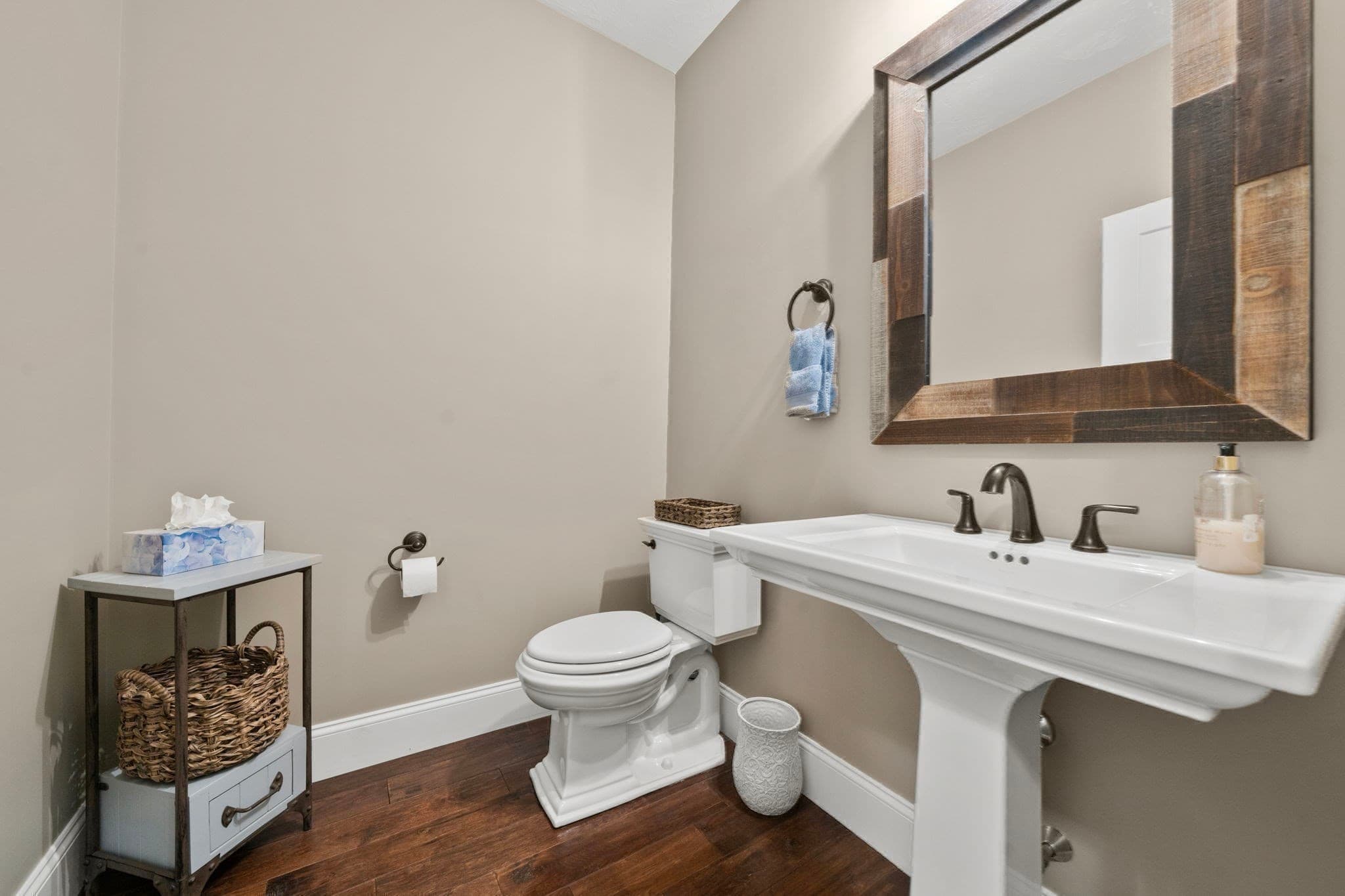 Single Family Residence at 800 Johnson St, North Andover MA 01845, North Andover, photo 18 of 42