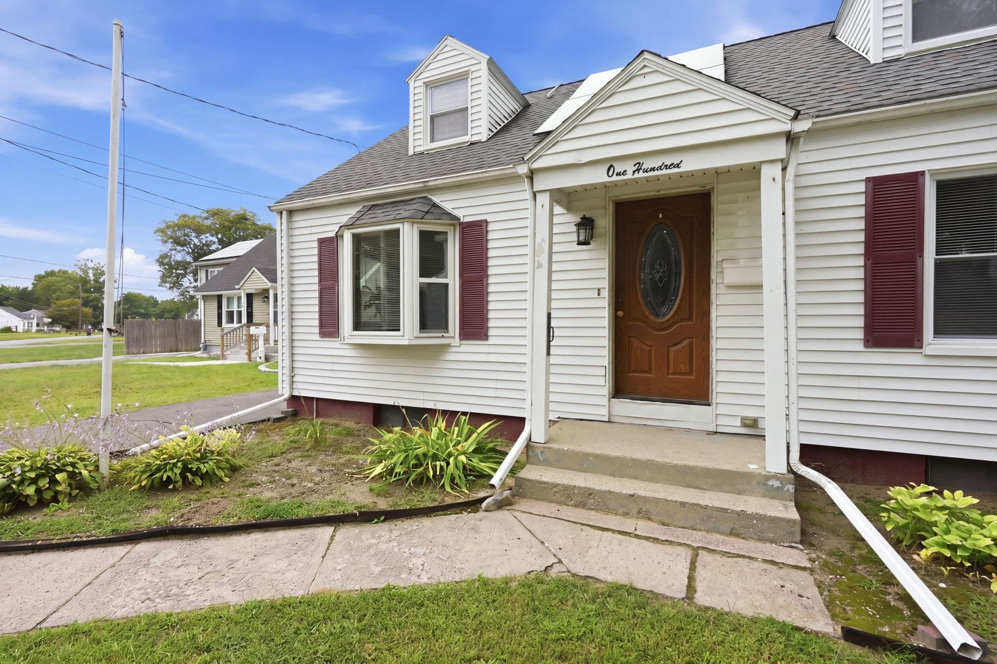 Single Family Residence at 100 Lang St, Springfield MA 01104, Springfield, photo 4 of 38
