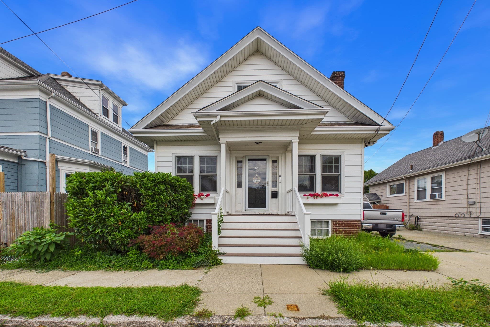 65 Milton St, New Bedford MA 02740