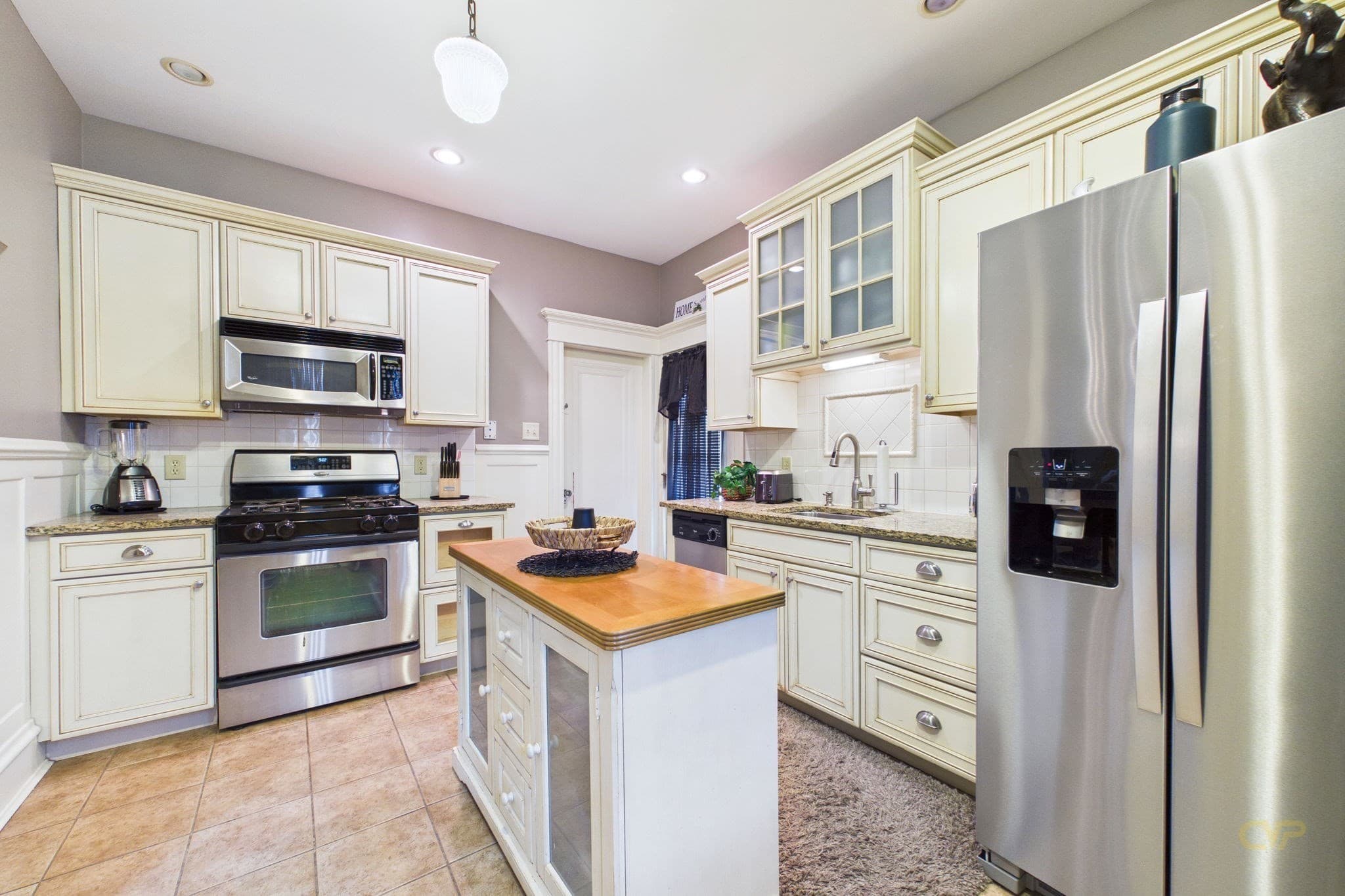 Single Family Residence at 65 Milton St, New Bedford MA 02740, New Bedford, photo 11 of 25