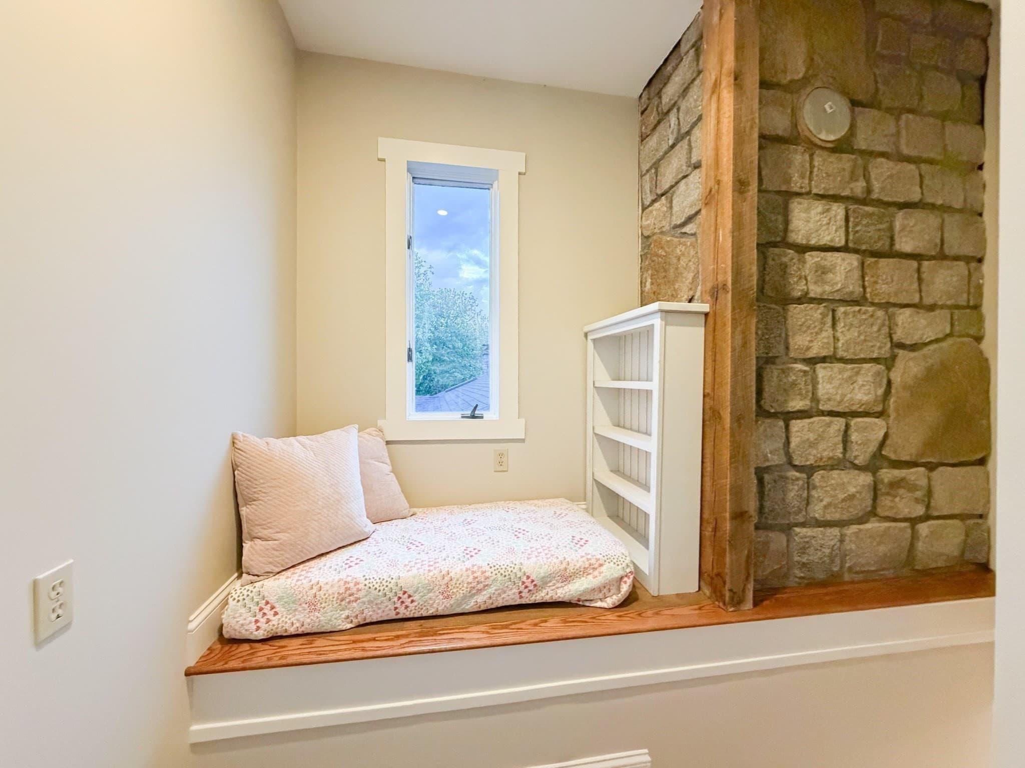 Residential at 105 Dogwood, Fairhaven MA 02719, Fairhaven, photo 23 of 33